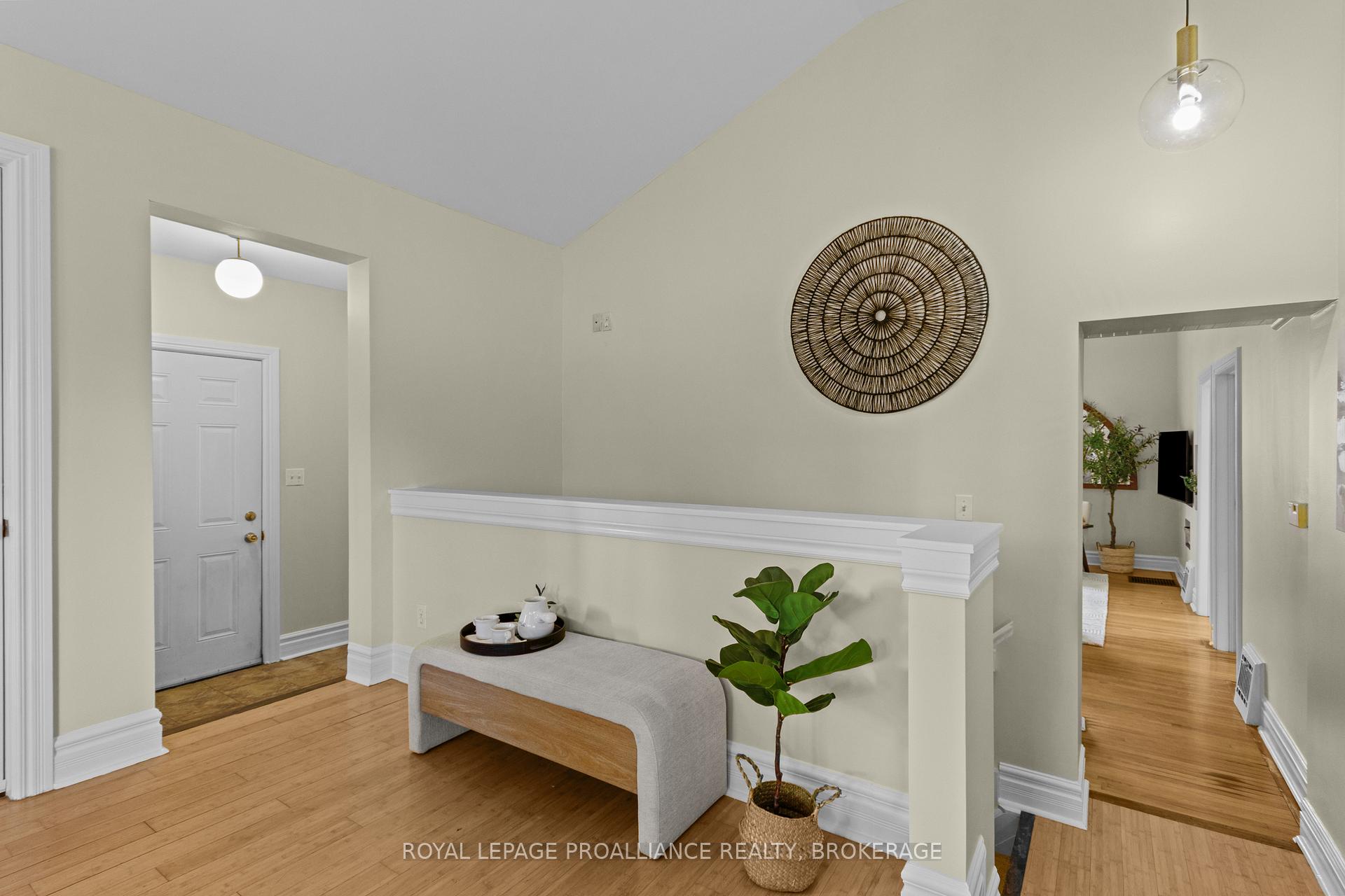 Photo 24 of 42 Quebec Street, Kingston, East of Sir John A. Blvd — HOMEH