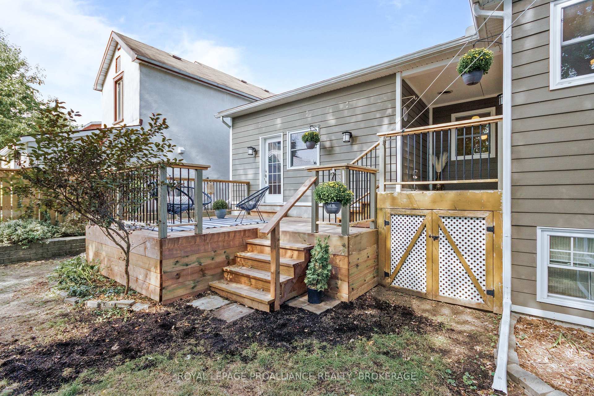 Photo 36 of 42 Quebec Street, Kingston, East of Sir John A. Blvd — HOMEH