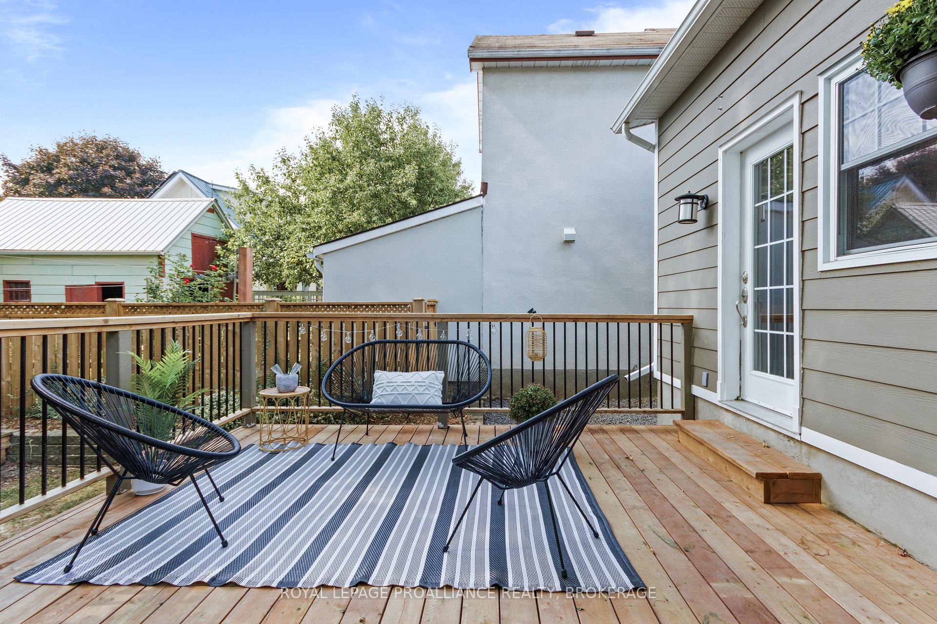 Photo 37 of 42 Quebec Street, Kingston, East of Sir John A. Blvd — HOMEH