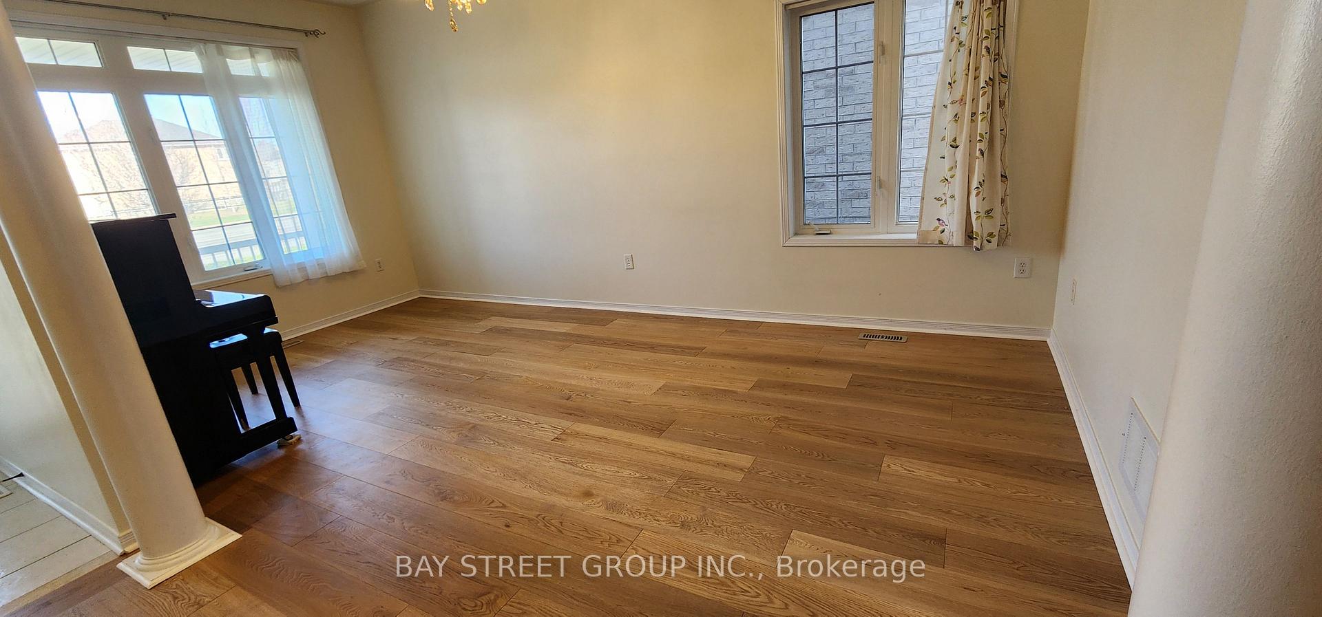 Photo 11 of 113 Yale Lane, Markham, Cornell — HOMEH
