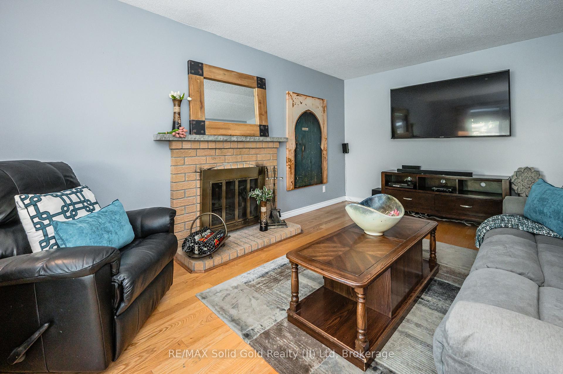 Photo 17 of 9 Old Maple Lane, Kitchener — HOMEH