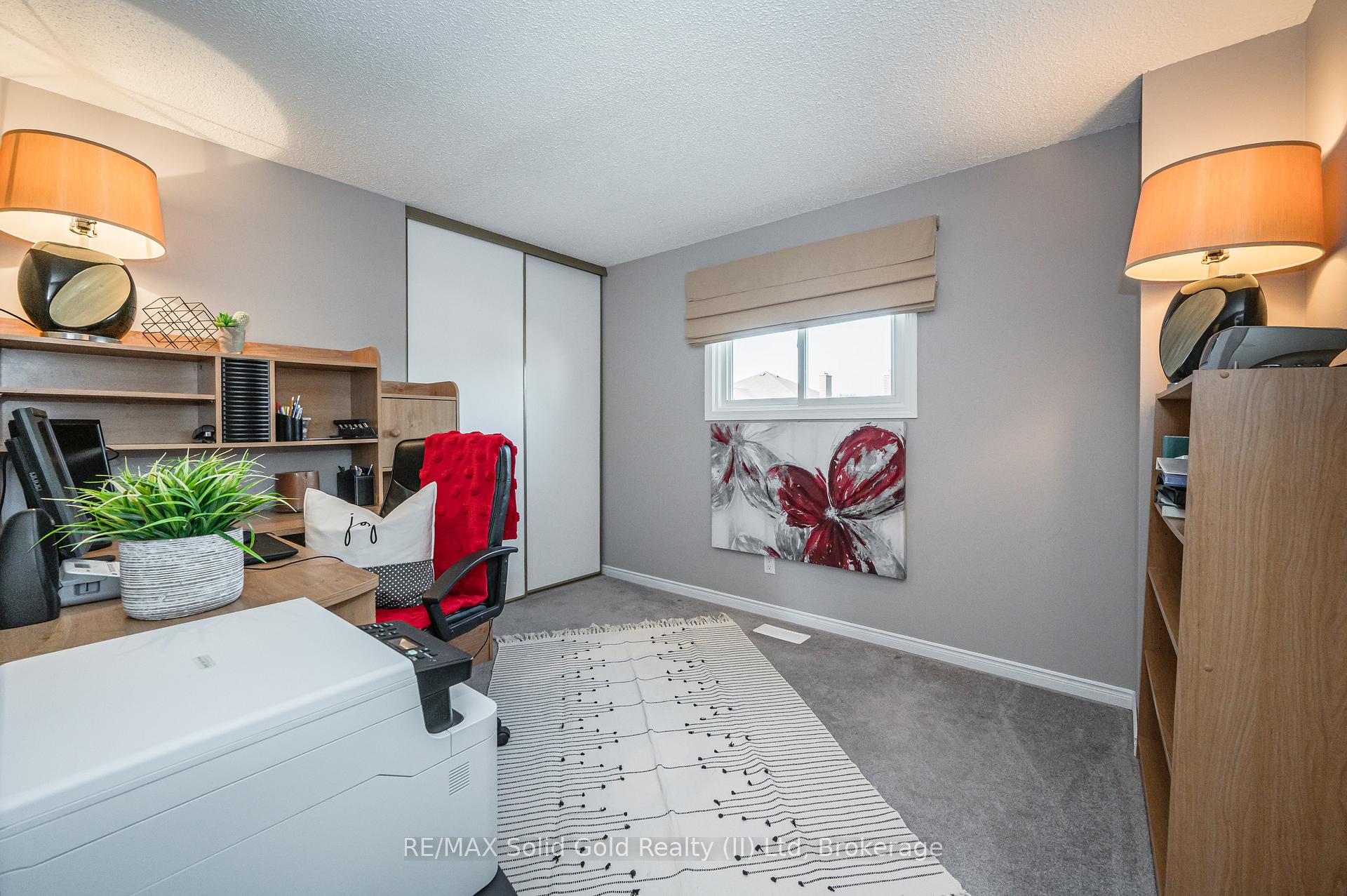 Photo 19 of 9 Old Maple Lane, Kitchener — HOMEH
