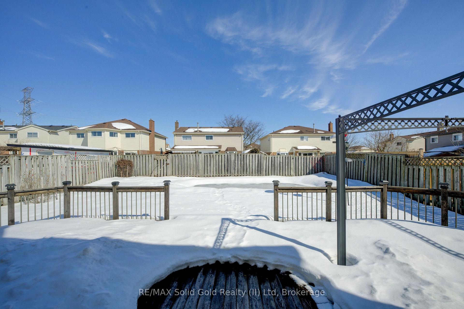 Photo 38 of 9 Old Maple Lane, Kitchener — HOMEH