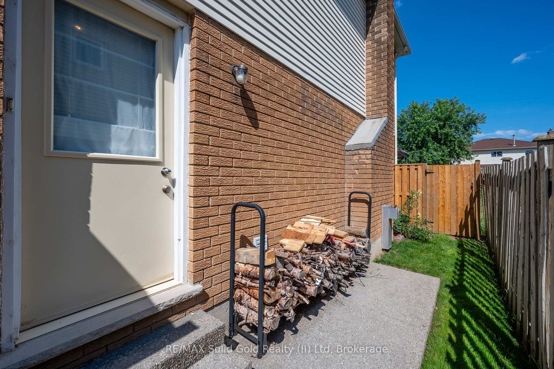 Photo 41 of 9 Old Maple Lane, Kitchener — HOMEH