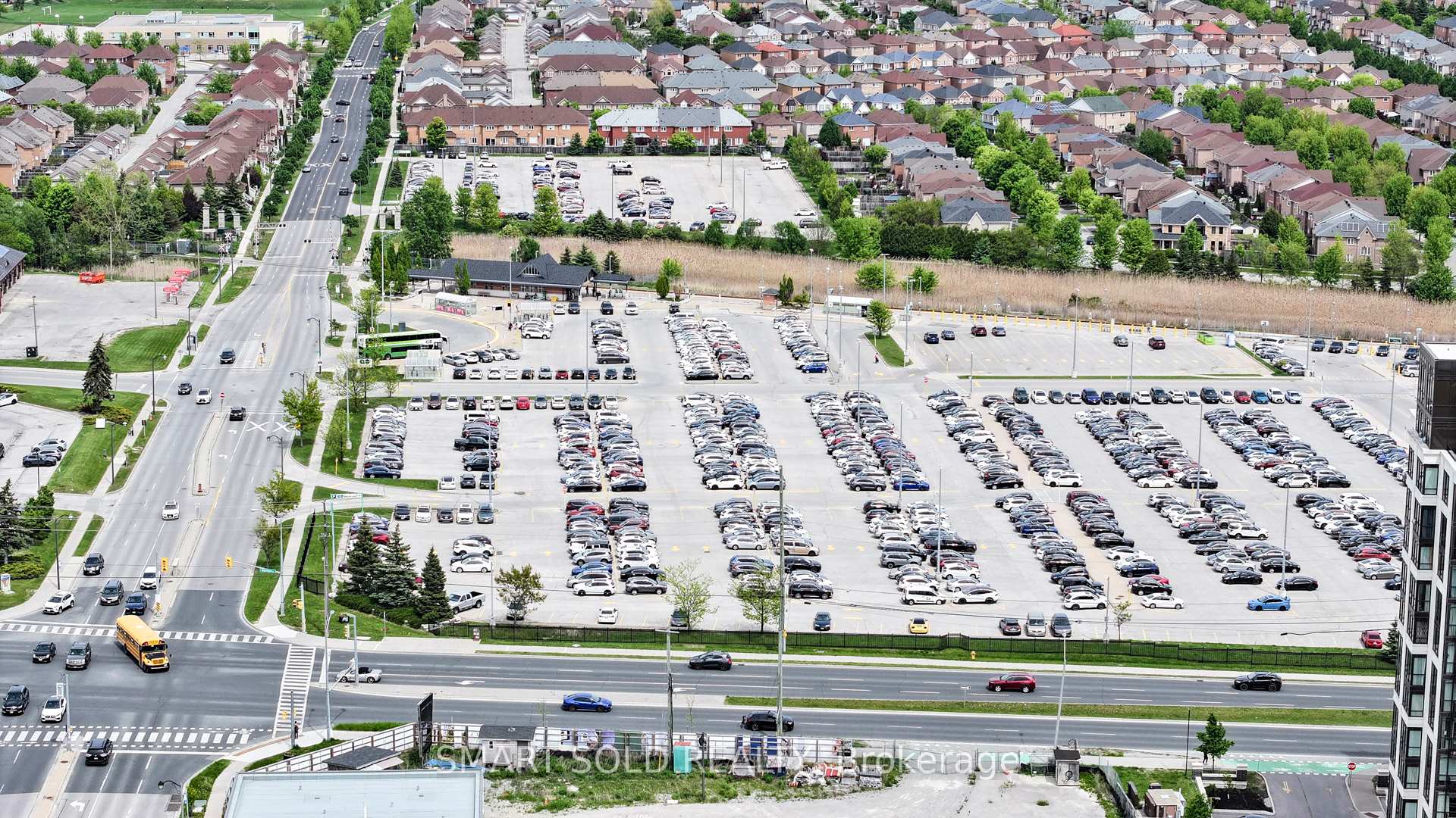 Photo 4 of 52 Orca Drive, Markham, Wismer — HOMEH