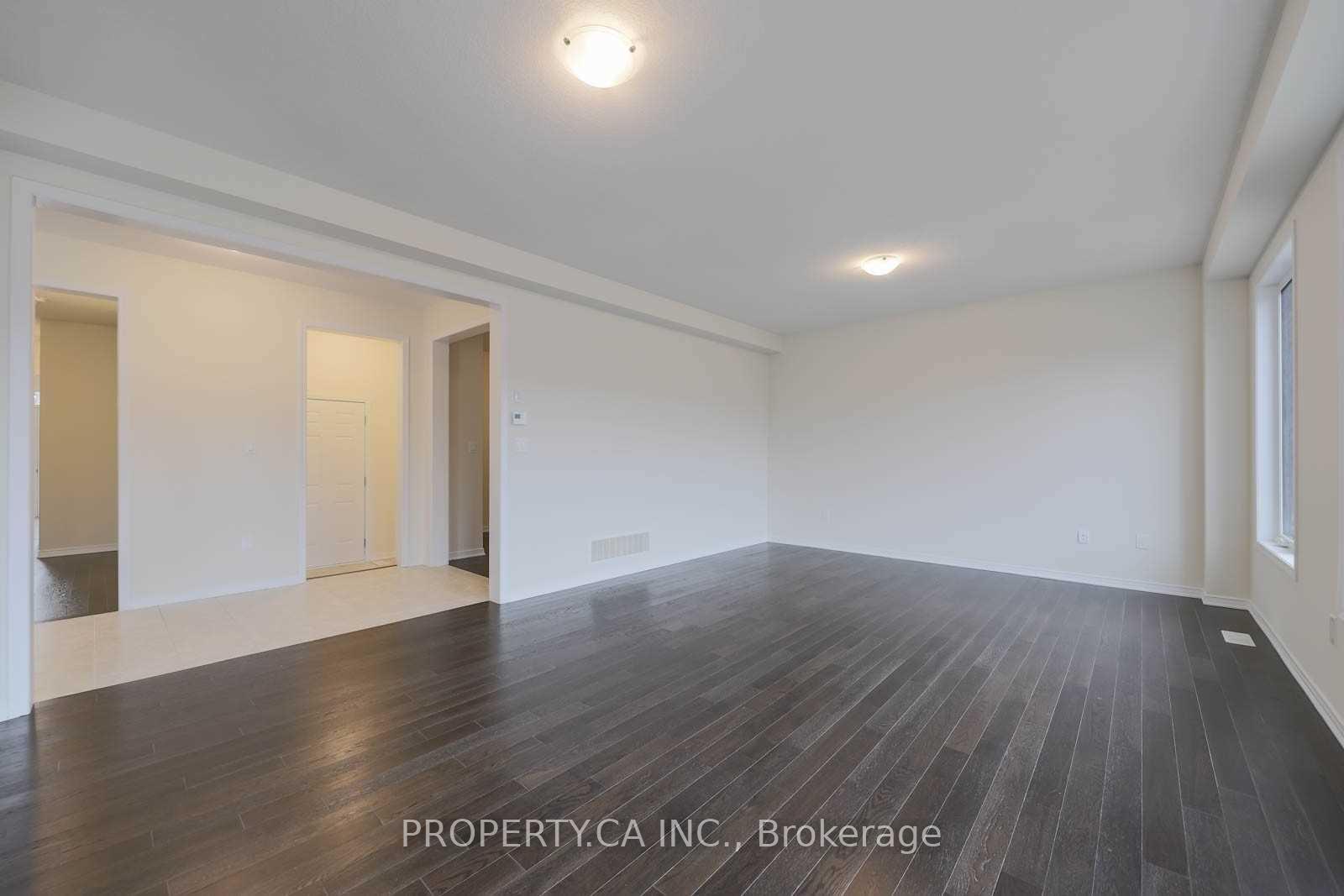 Photo 15 of 52 Cactus Crescent, Hamilton, Stoney Creek Mountain — HOMEH