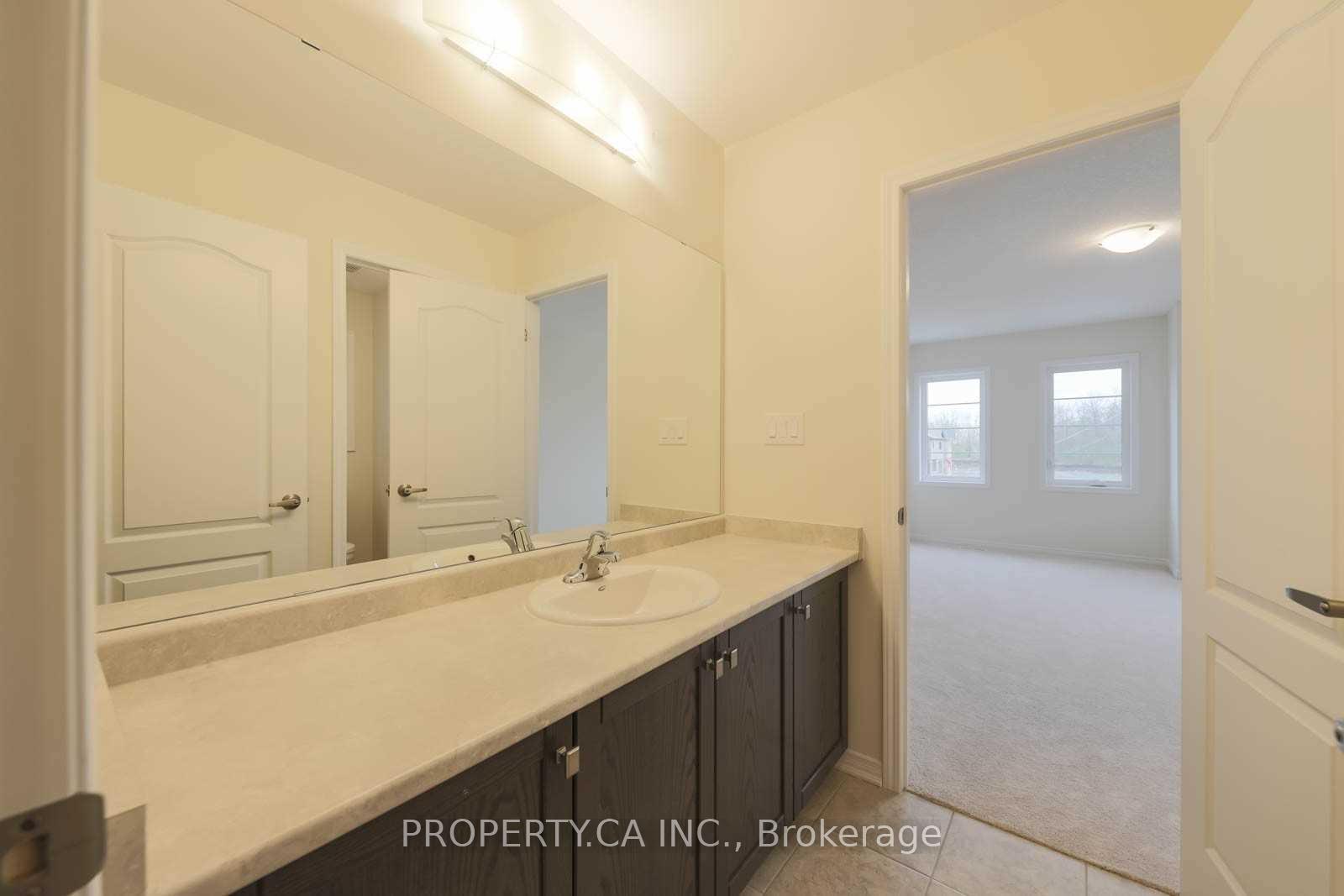 Photo 32 of 52 Cactus Crescent, Hamilton, Stoney Creek Mountain — HOMEH