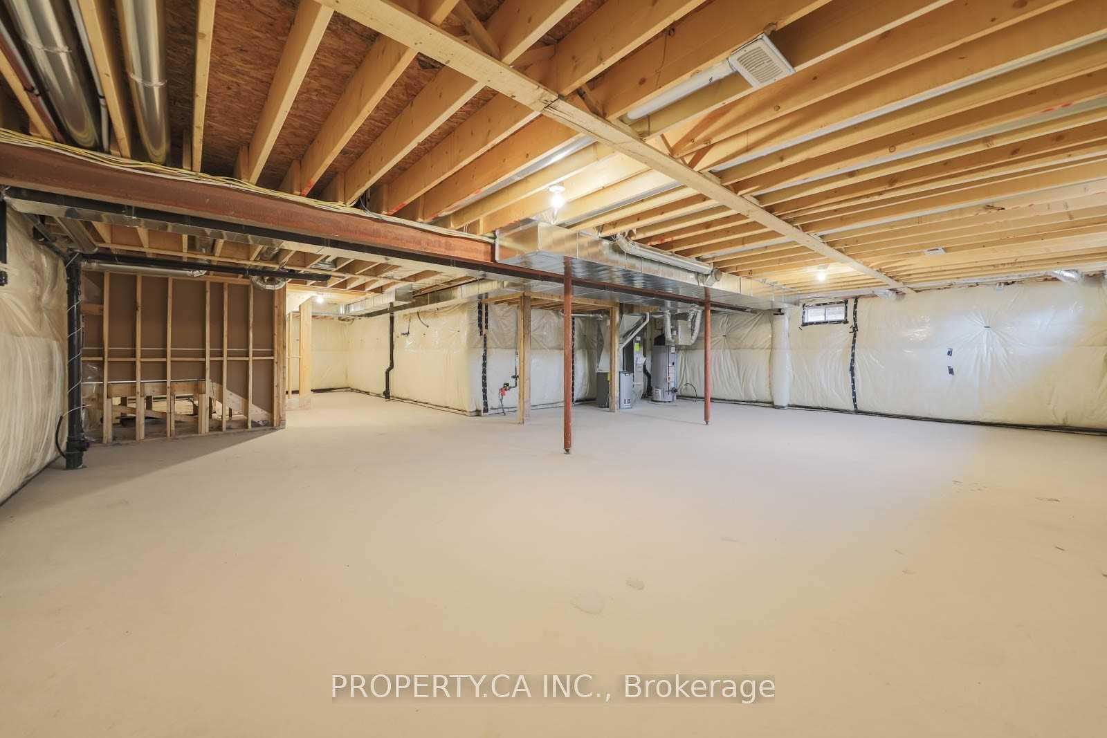 Photo 40 of 52 Cactus Crescent, Hamilton, Stoney Creek Mountain — HOMEH