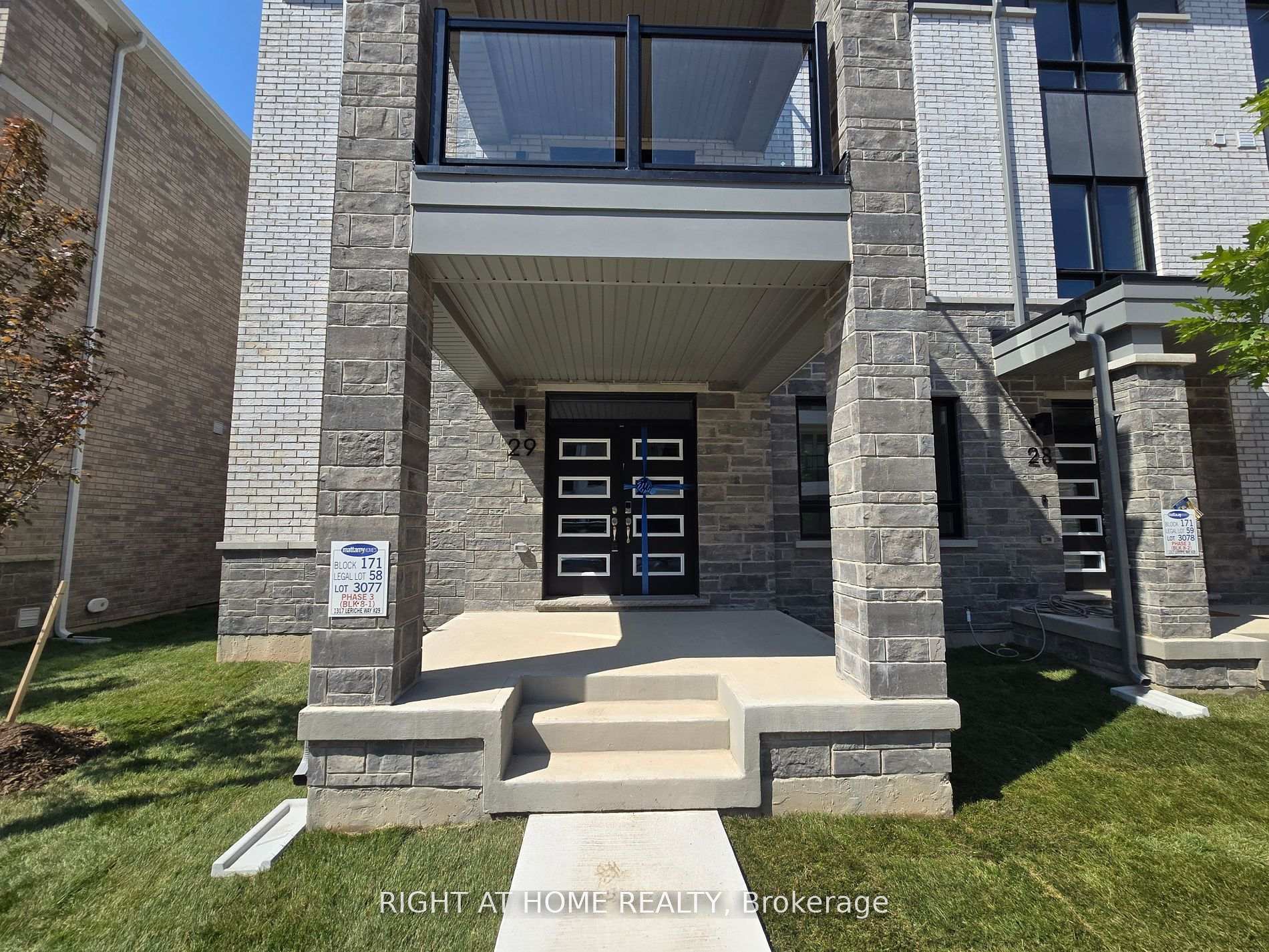 Photo 3 of Unit 29, 1317 Leriche Way, Milton, Bowes — HOMEH