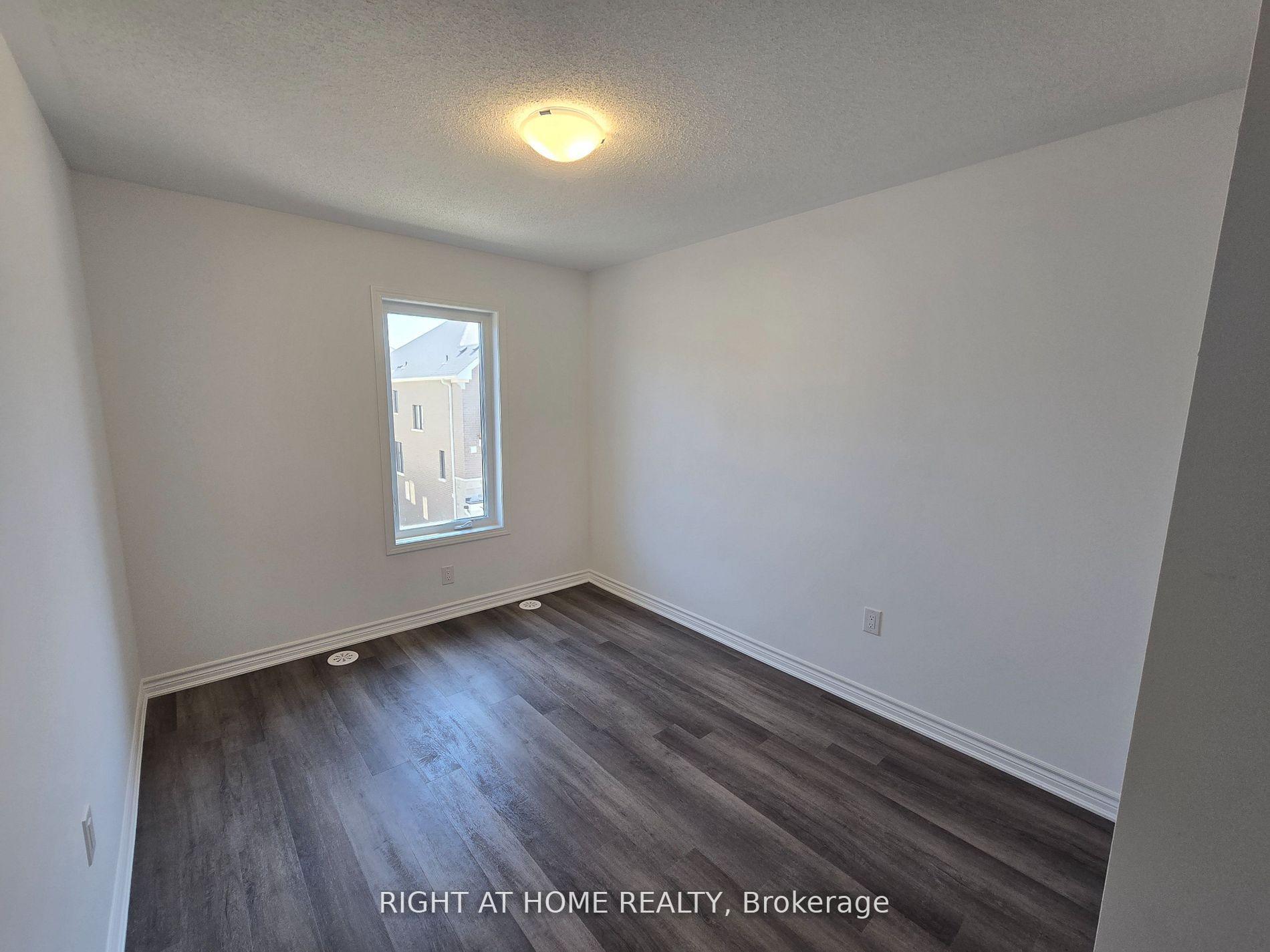 Photo 27 of Unit 29, 1317 Leriche Way, Milton, Bowes — HOMEH