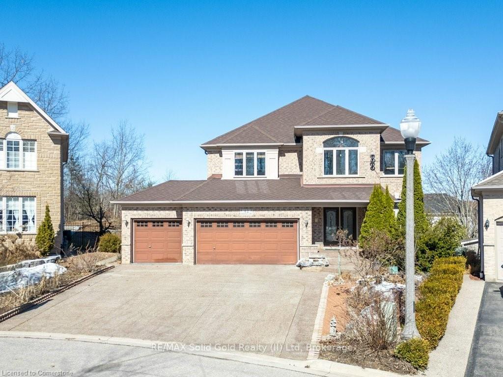 Front of 42 Oakdale Court