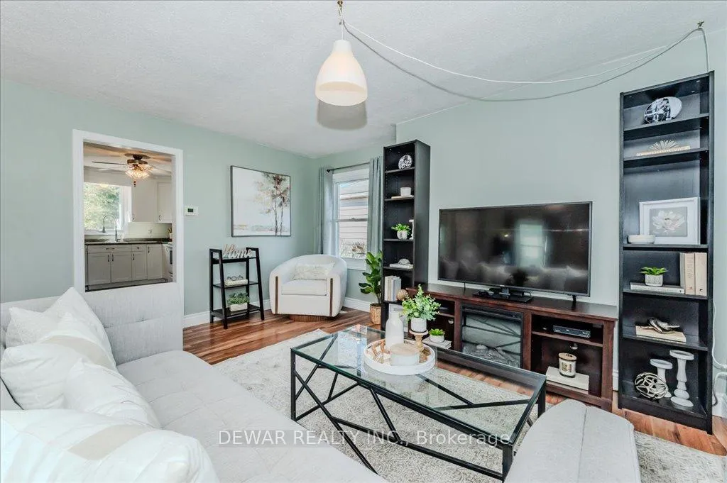 Photo 10 of 263 Edwin Street, Kitchener — HOMEH