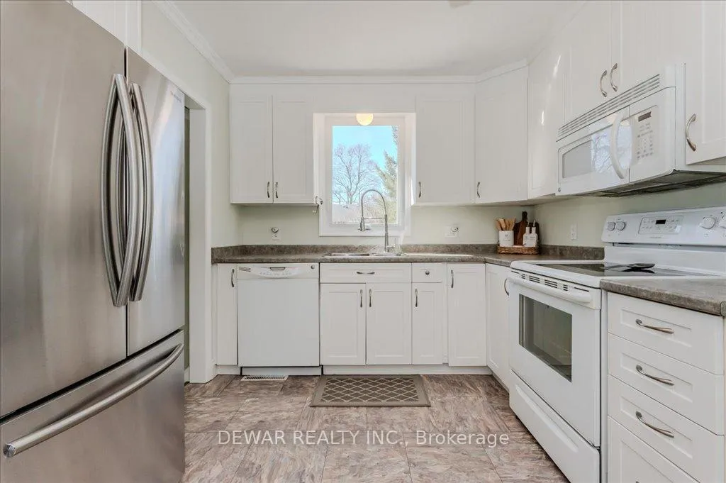 Photo 13 of 263 Edwin Street, Kitchener — HOMEH