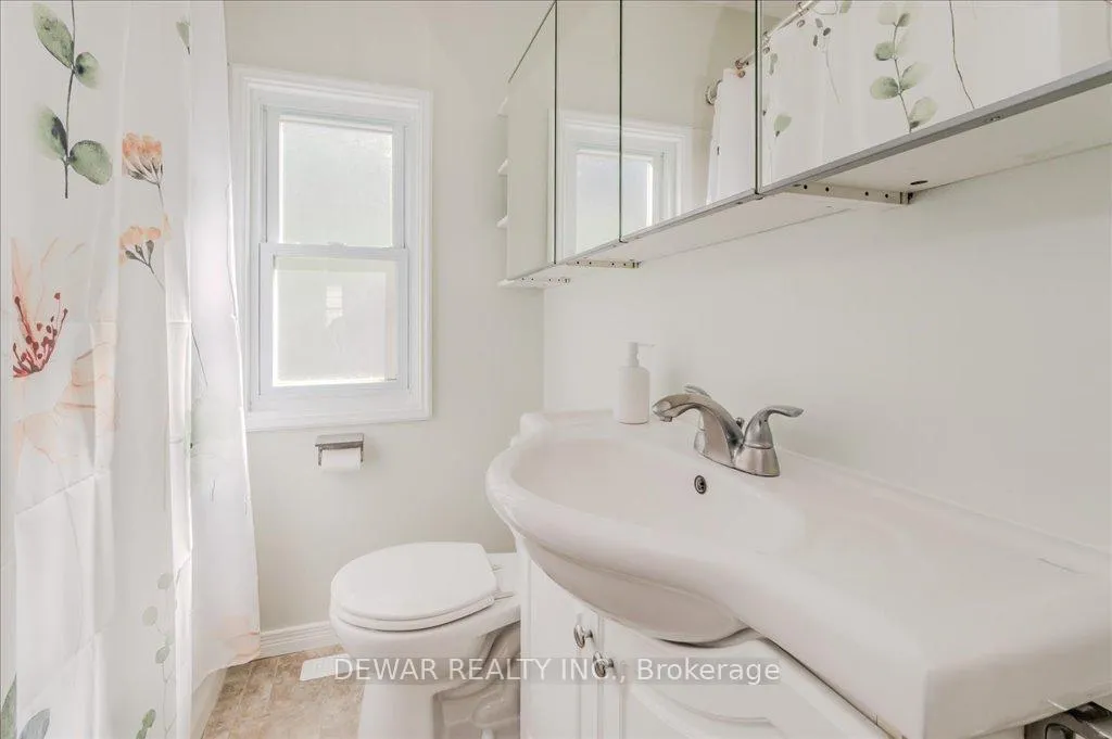 Photo 18 of 263 Edwin Street, Kitchener — HOMEH