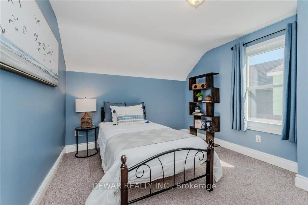 Photo 19 of 263 Edwin Street, Kitchener — HOMEH