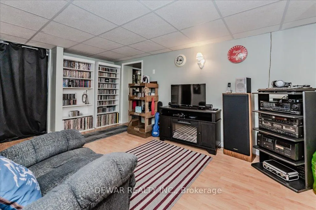 Photo 25 of 263 Edwin Street, Kitchener — HOMEH