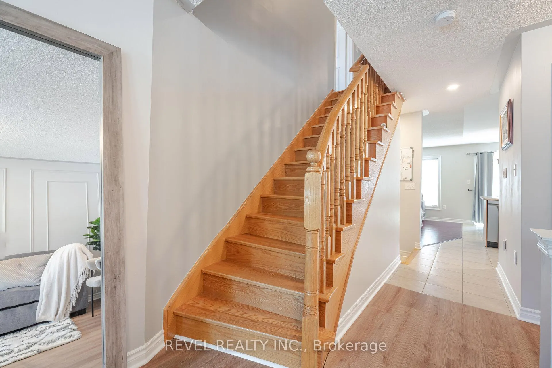 Photo 18 of 132 Swindale Drive, Milton, Scott — HOMEH