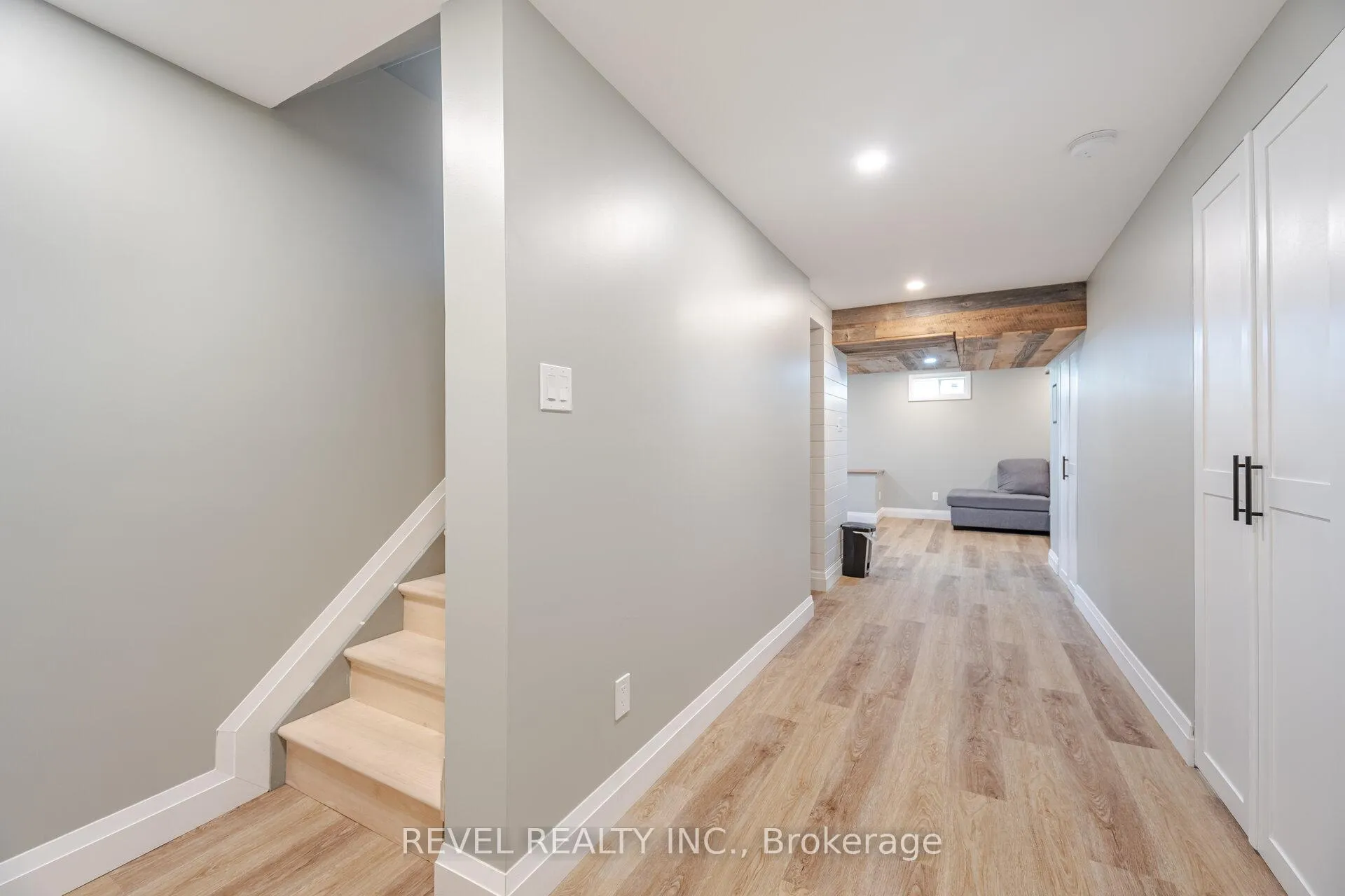 Photo 27 of 132 Swindale Drive, Milton, Scott — HOMEH