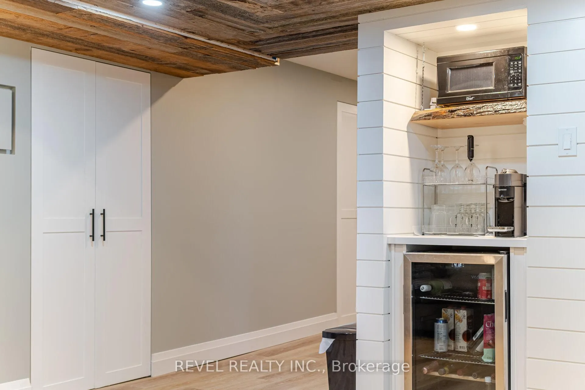 Photo 29 of 132 Swindale Drive, Milton, Scott — HOMEH