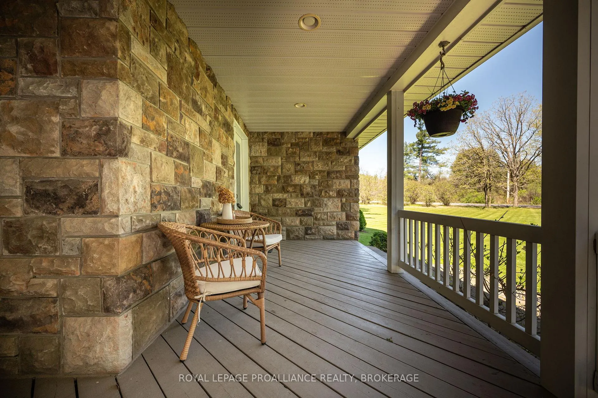 Photo 4 of 1800 Radage Road, Kingston, City North of 401 — HOMEH