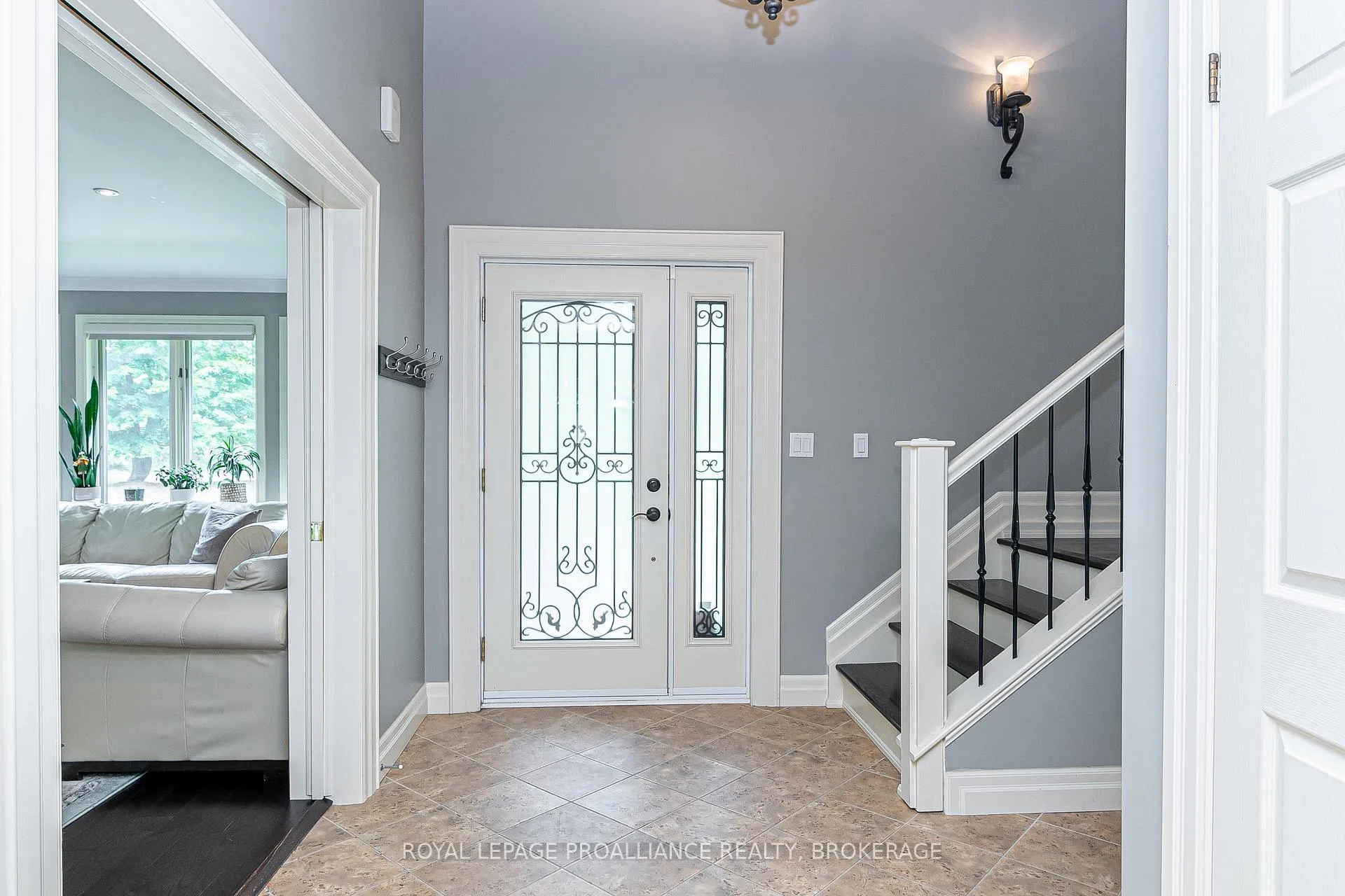 Photo 5 of 1800 Radage Road, Kingston, City North of 401 — HOMEH