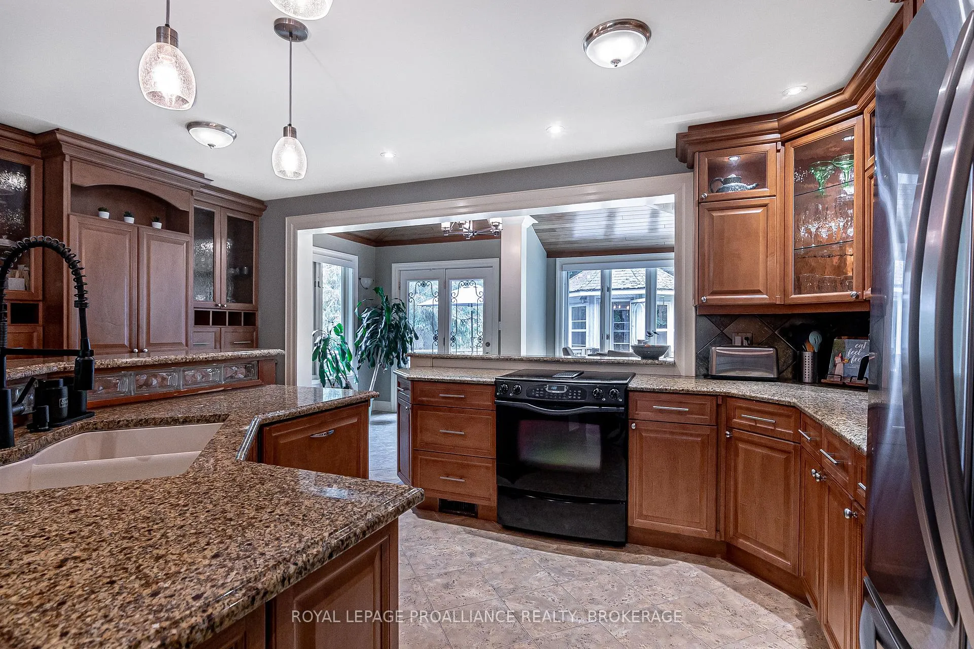 Photo 8 of 1800 Radage Road, Kingston, City North of 401 — HOMEH