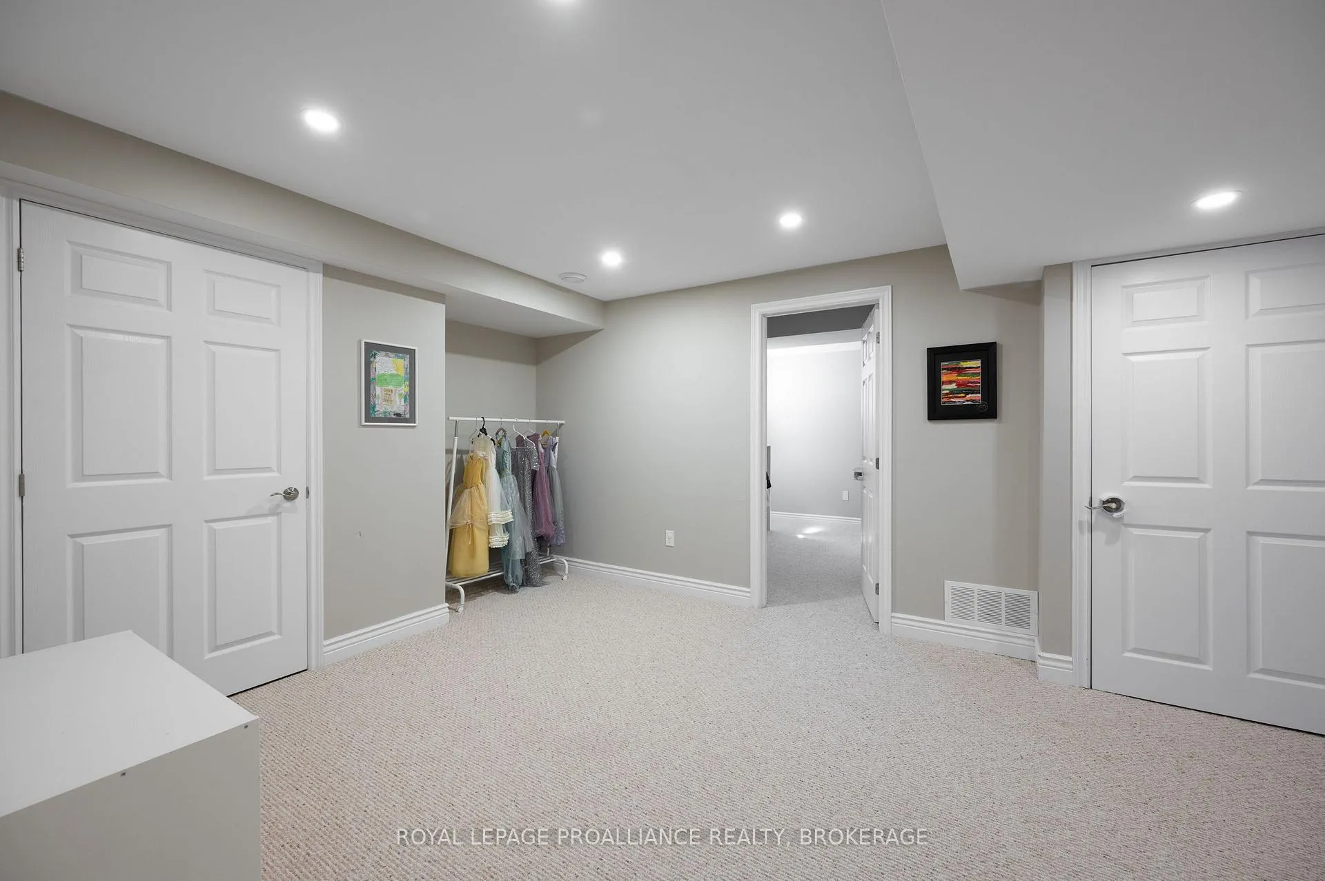 Photo 33 of 1800 Radage Road, Kingston, City North of 401 — HOMEH