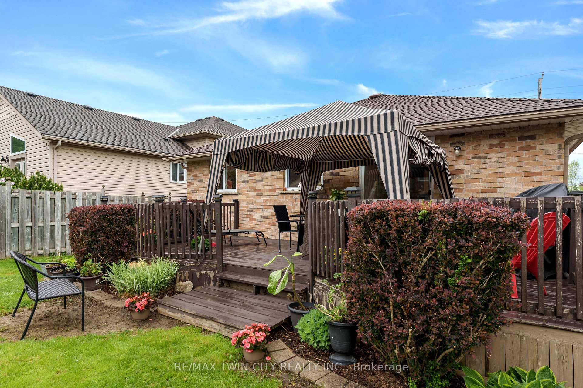 Photo 33 of 329 Otterbein Road, Kitchener — HOMEH