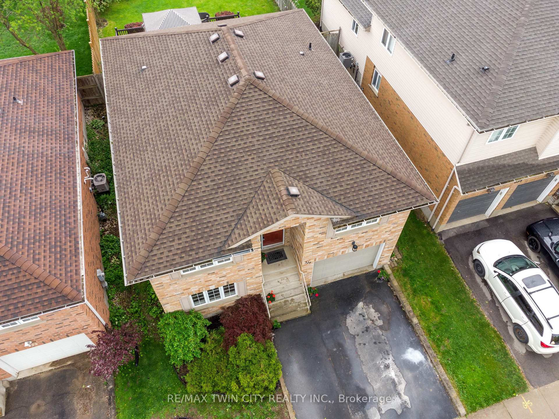 Photo 37 of 329 Otterbein Road, Kitchener — HOMEH