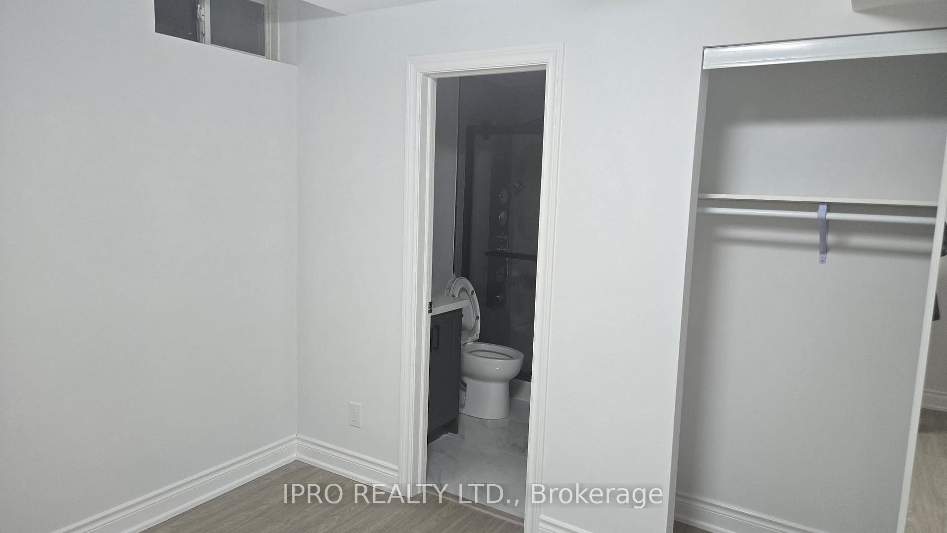 Photo 8 of 42 Sanders Drive, Markham, Box Grove — HOMEH
