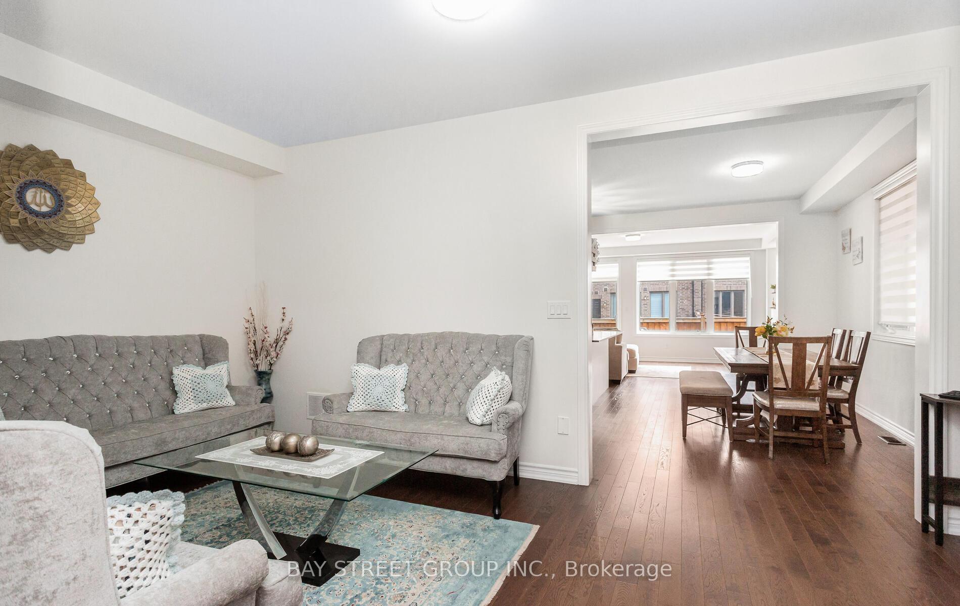 Photo 7 of 482 Parent Place, Milton, Ford — HOMEH
