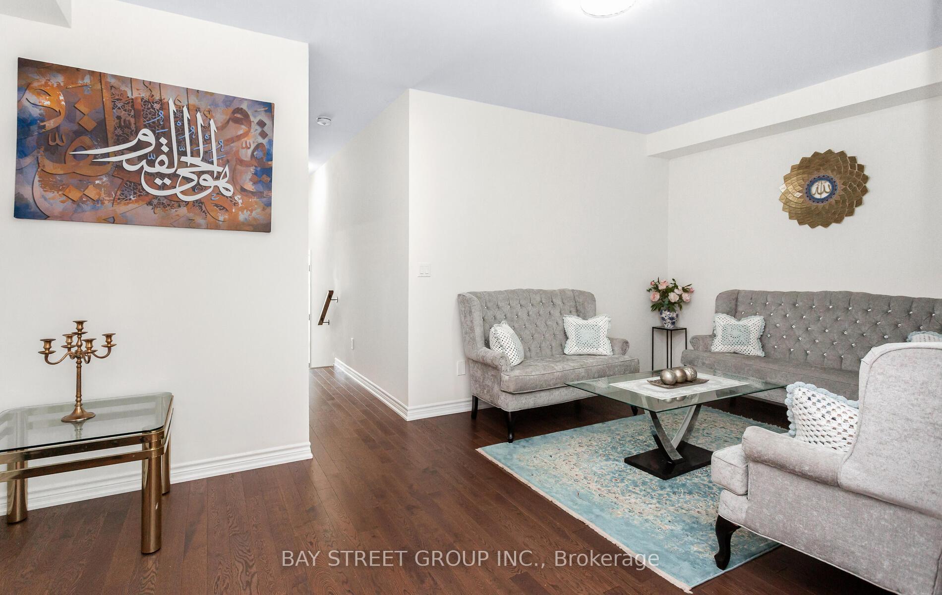 Photo 11 of 482 Parent Place, Milton, Ford — HOMEH