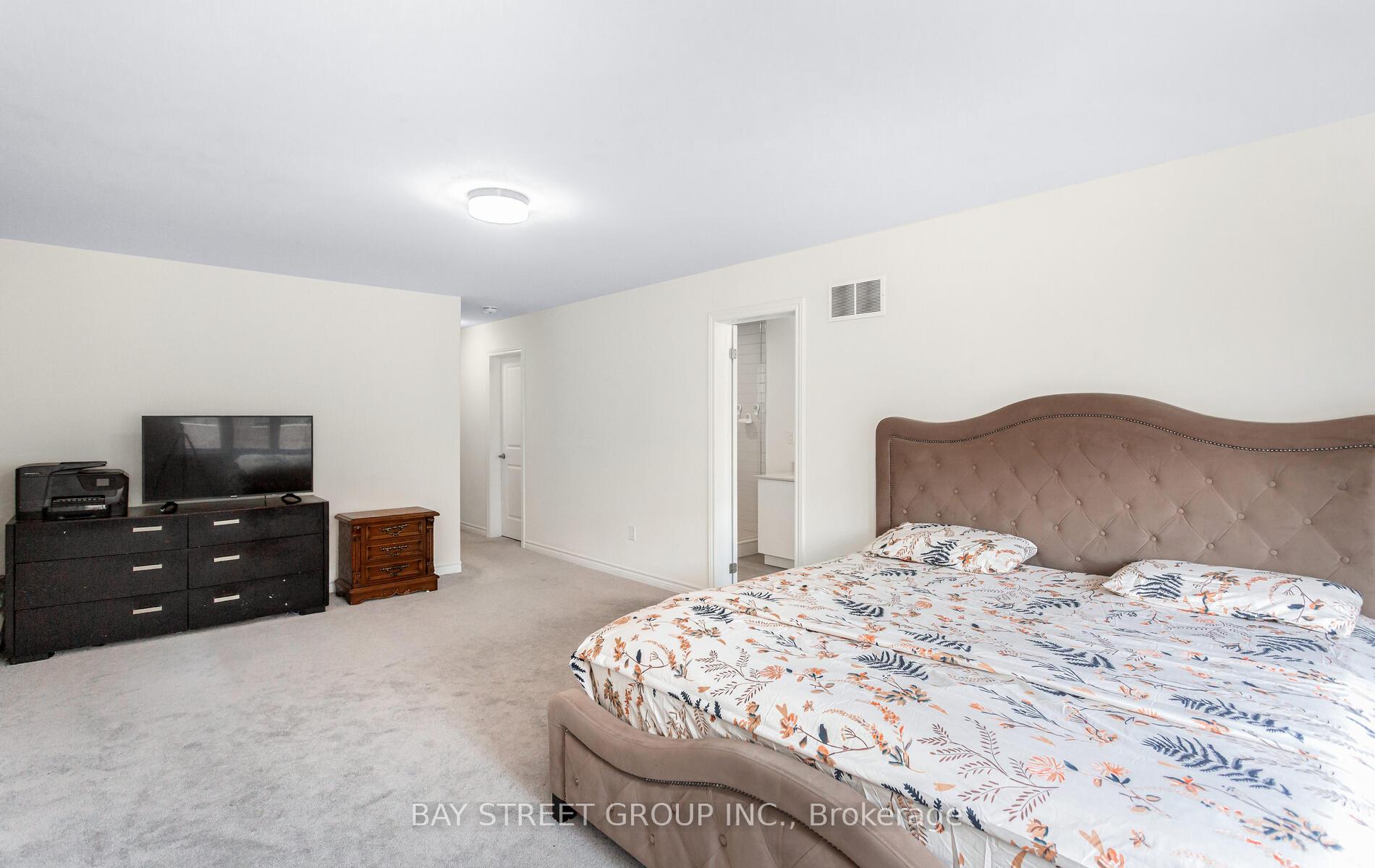 Photo 26 of 482 Parent Place, Milton, Ford — HOMEH