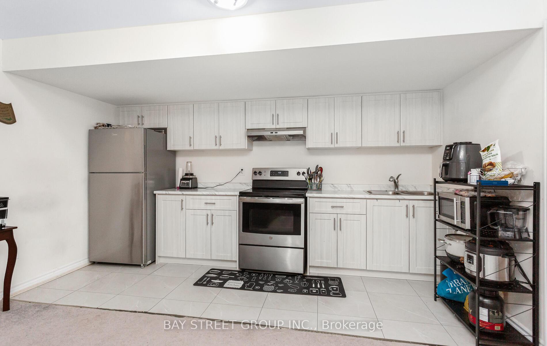 Photo 40 of 482 Parent Place, Milton, Ford — HOMEH