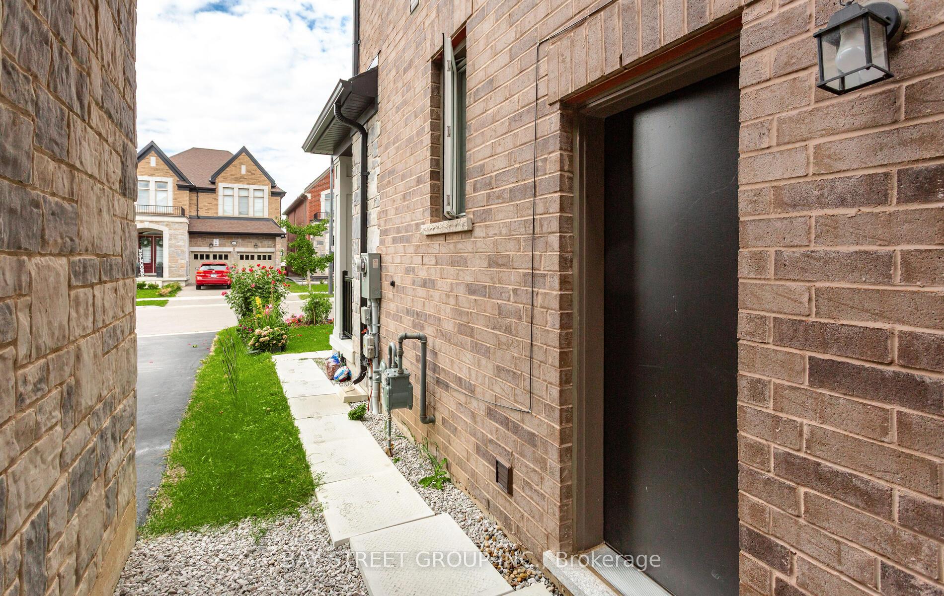 Photo 46 of 482 Parent Place, Milton, Ford — HOMEH