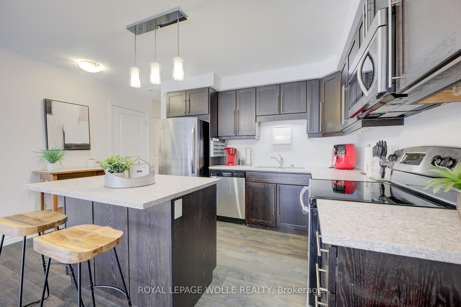 Photo 19 of 55 Meadowridge Street, Kitchener — HOMEH