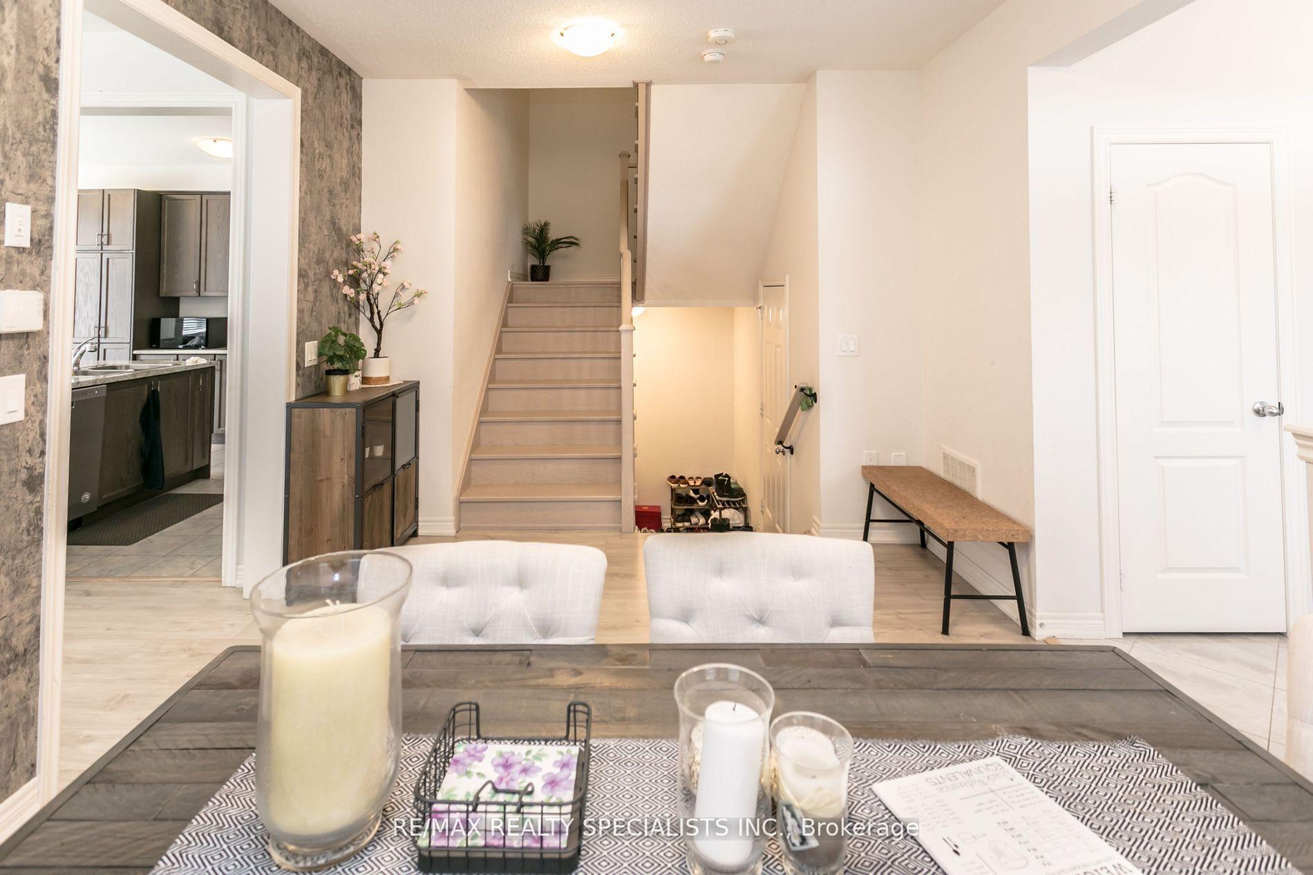 Photo 9 of 1558 Carr Landing, Milton, Ford — HOMEH