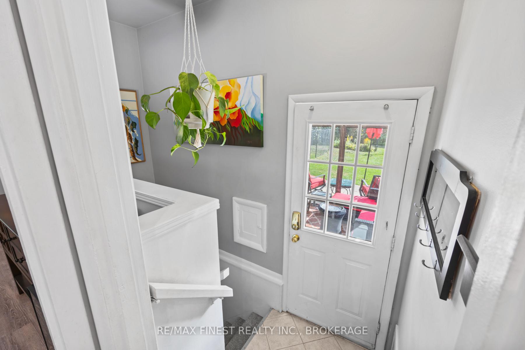Photo 17 of 2232 Mckendry Road, Kingston, City North of 401 — HOMEH