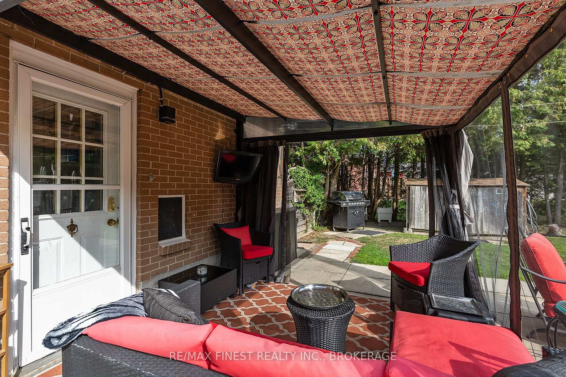 Photo 36 of 2232 Mckendry Road, Kingston, City North of 401 — HOMEH