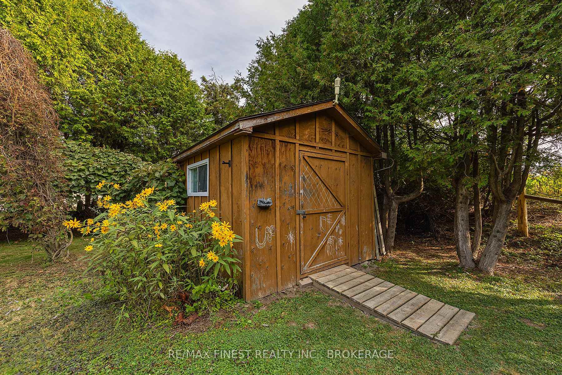 Photo 45 of 2232 Mckendry Road, Kingston, City North of 401 — HOMEH