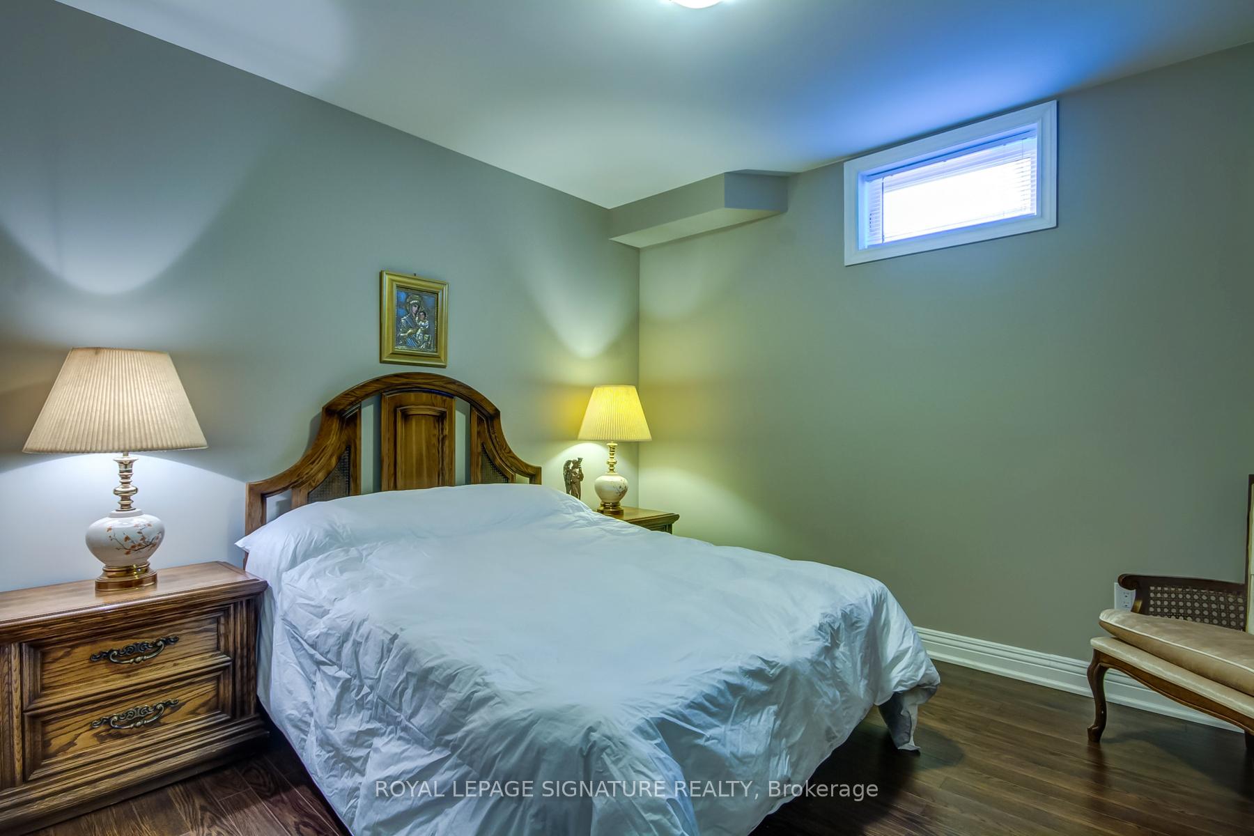 Photo 40 of 69 Peter Street, Markham, Old Markham Village — HOMEH
