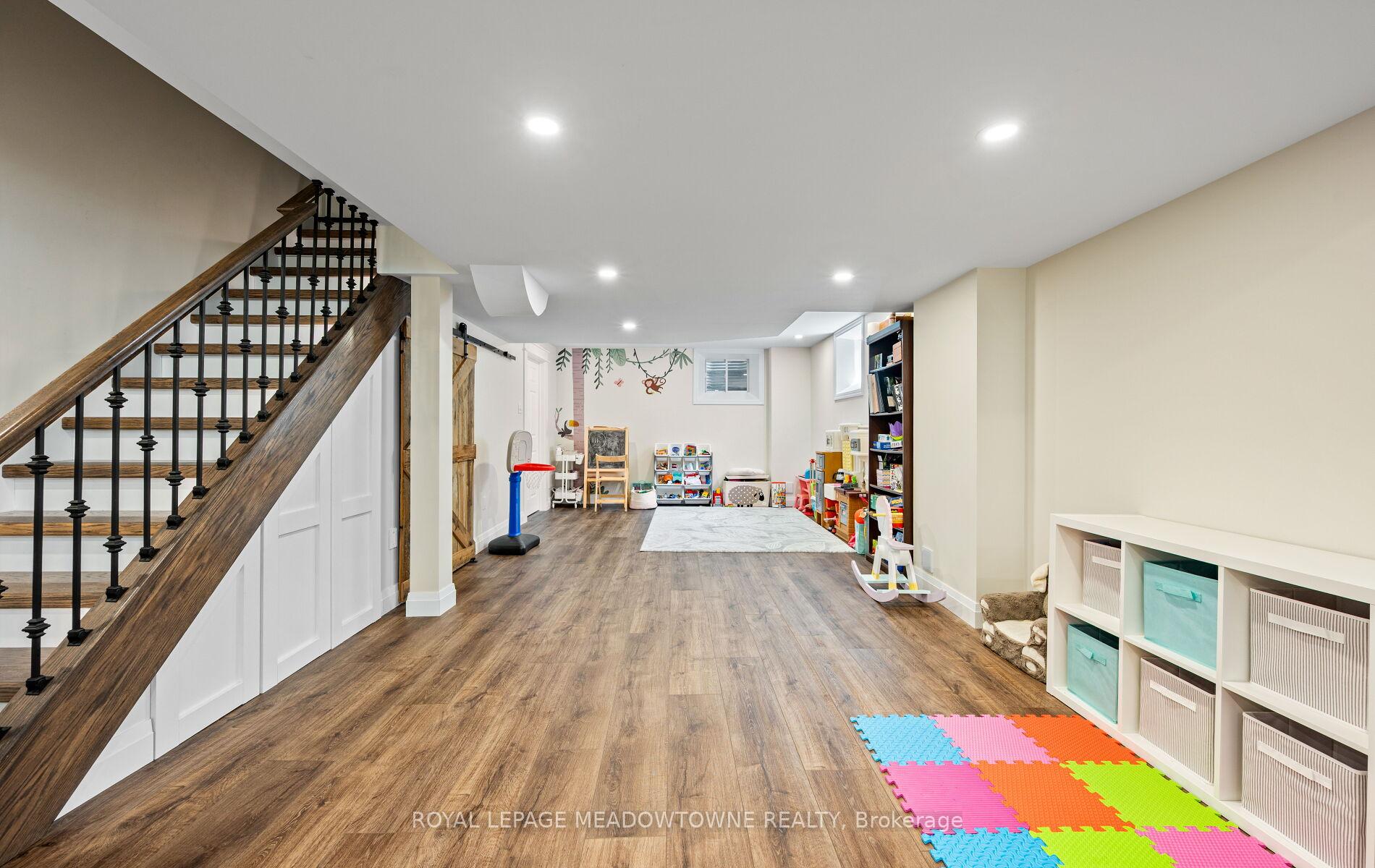 Photo 43 of 663 Snider Terrace, Milton, Coates — HOMEH