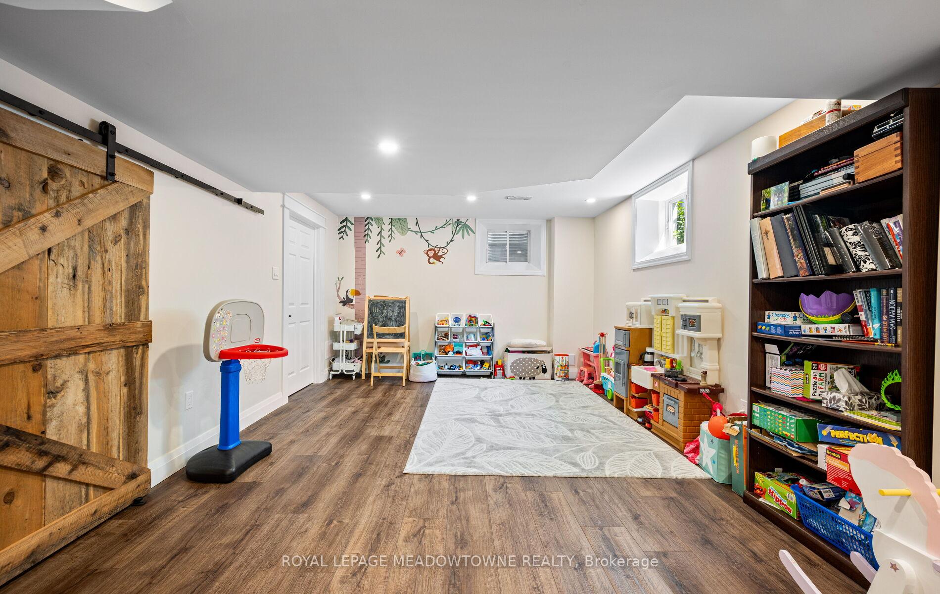 Photo 30 of 663 Snider Terrace, Milton, Coates — HOMEH