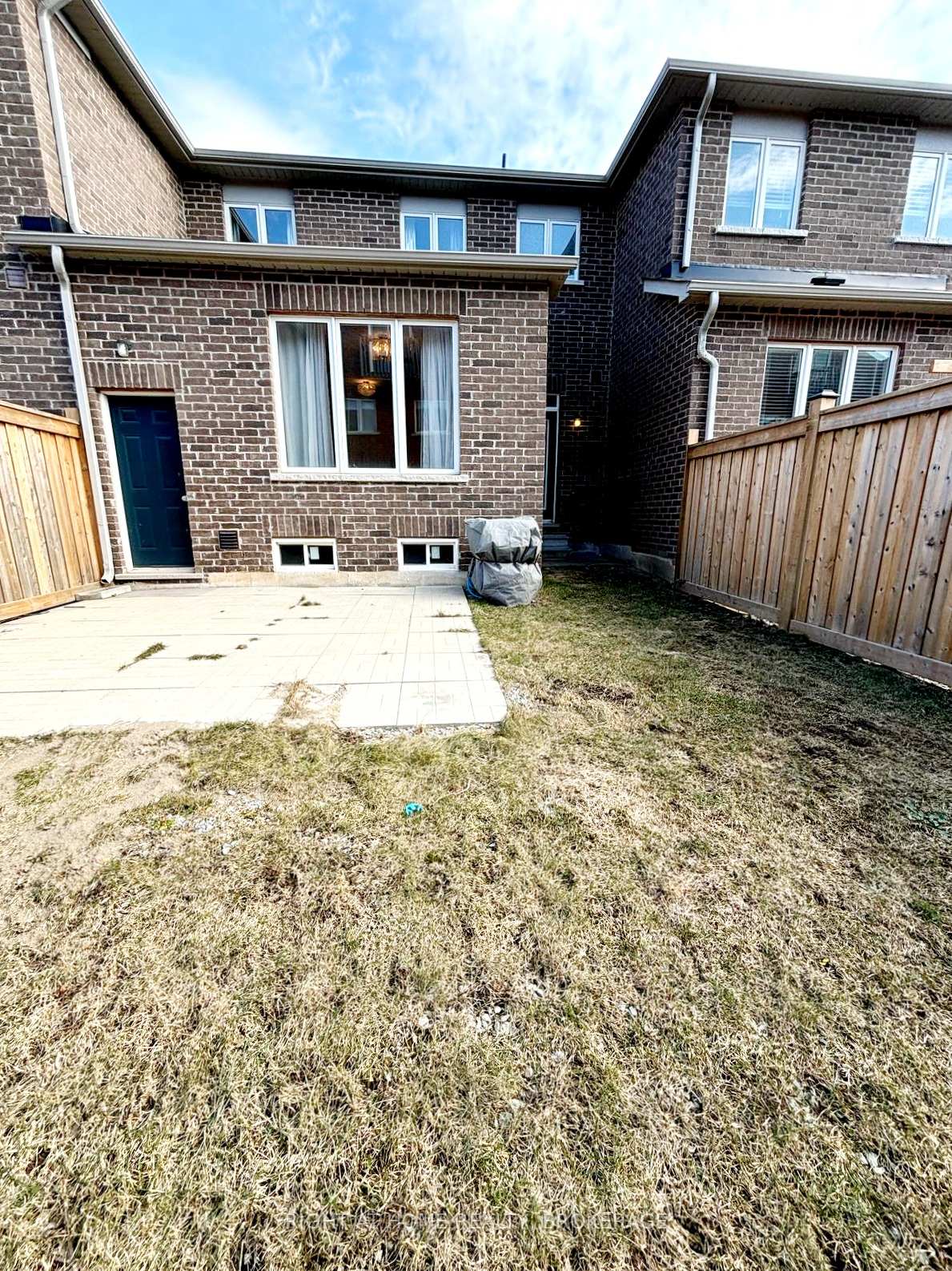 Photo 22 of 65 Skinner Road, Hamilton, Waterdown — HOMEH