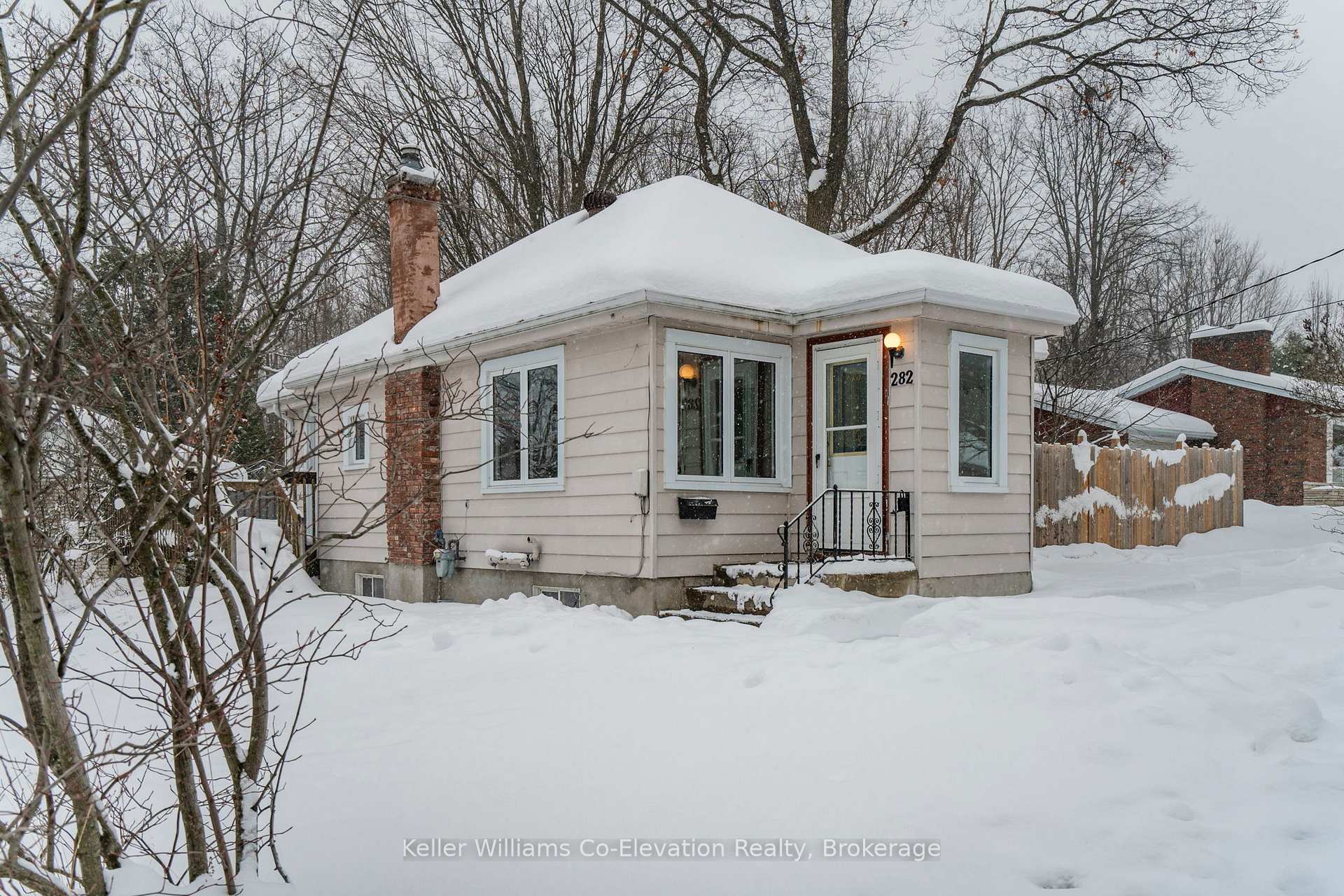 Photo 1 of 282 Eighth Street, Midland — HOMEH