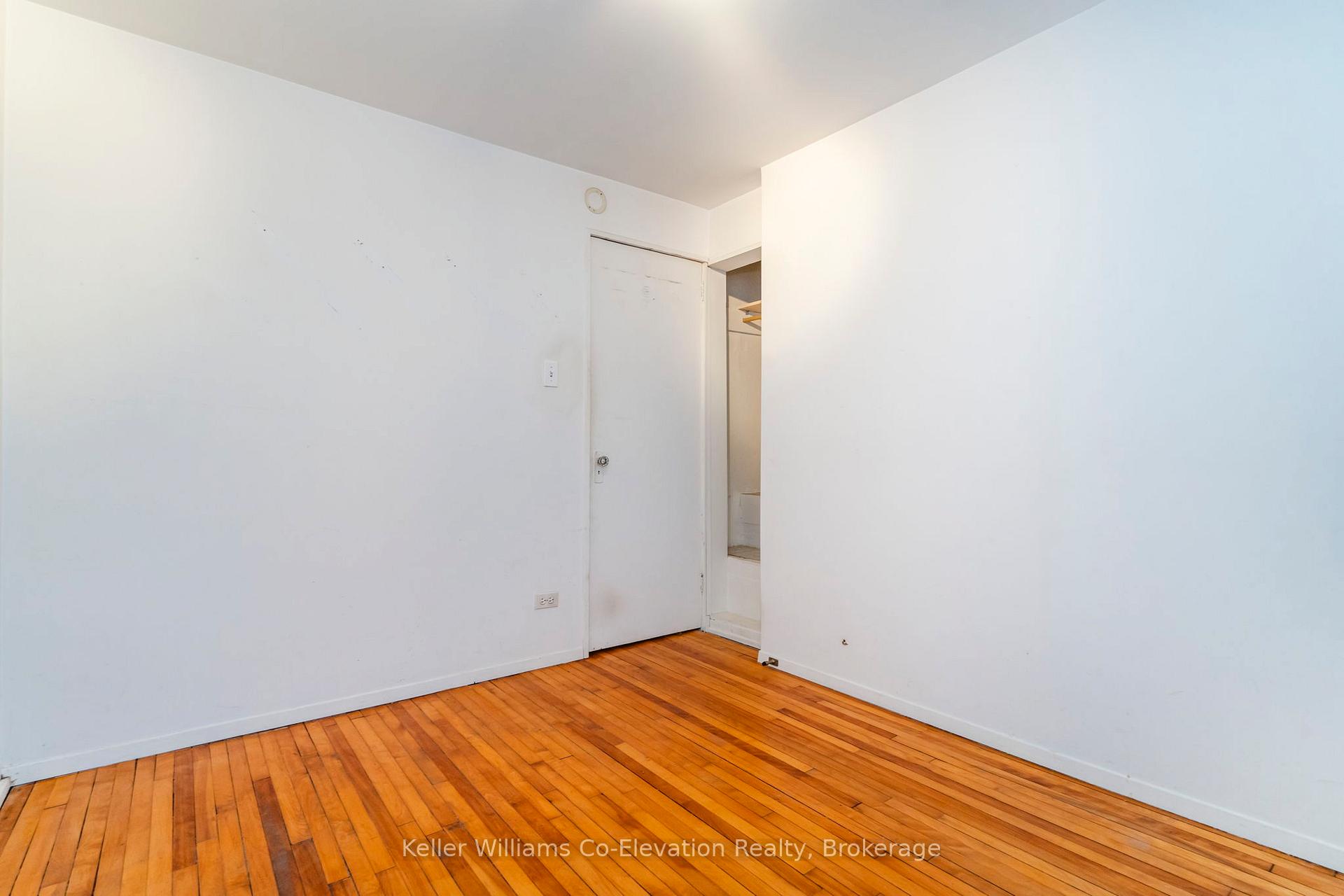 Photo 25 of 282 Eighth Street, Midland — HOMEH