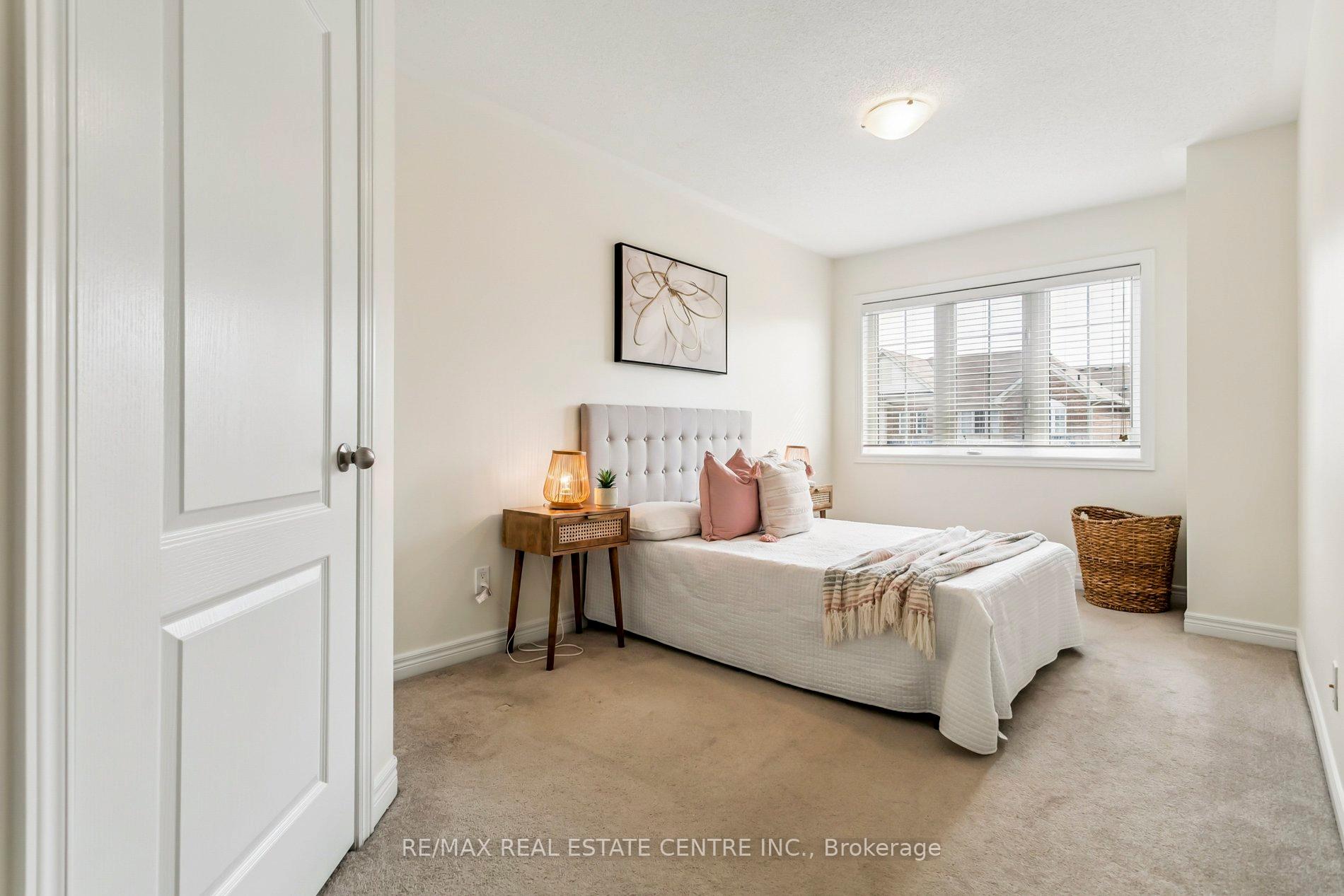 Photo 41 of 856 Miltonbrook Crescent, Milton, Willmott — HOMEH