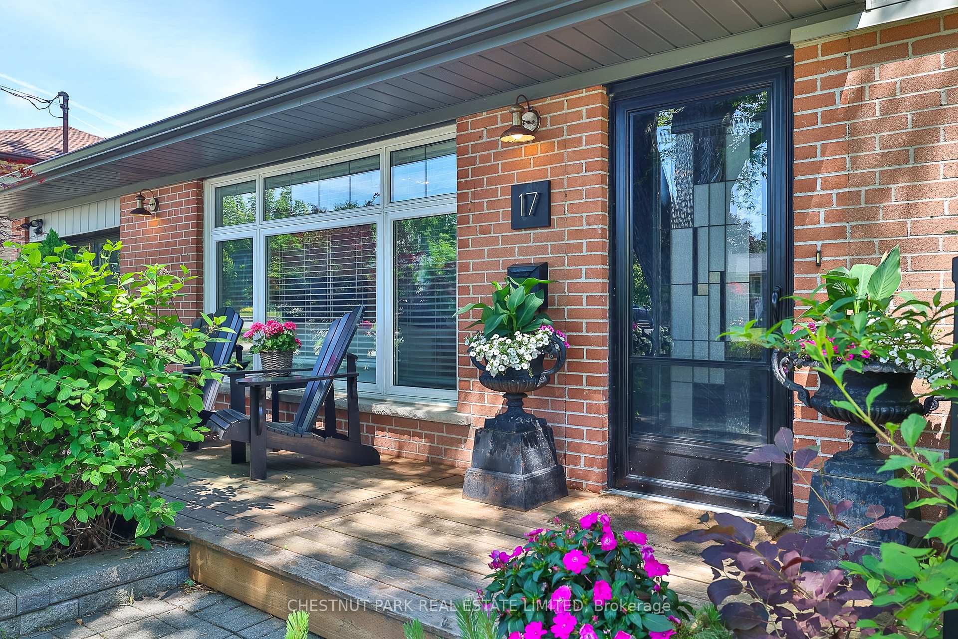 Photo 3 of 17 Arrowflight Drive, Markham, Bullock — HOMEH
