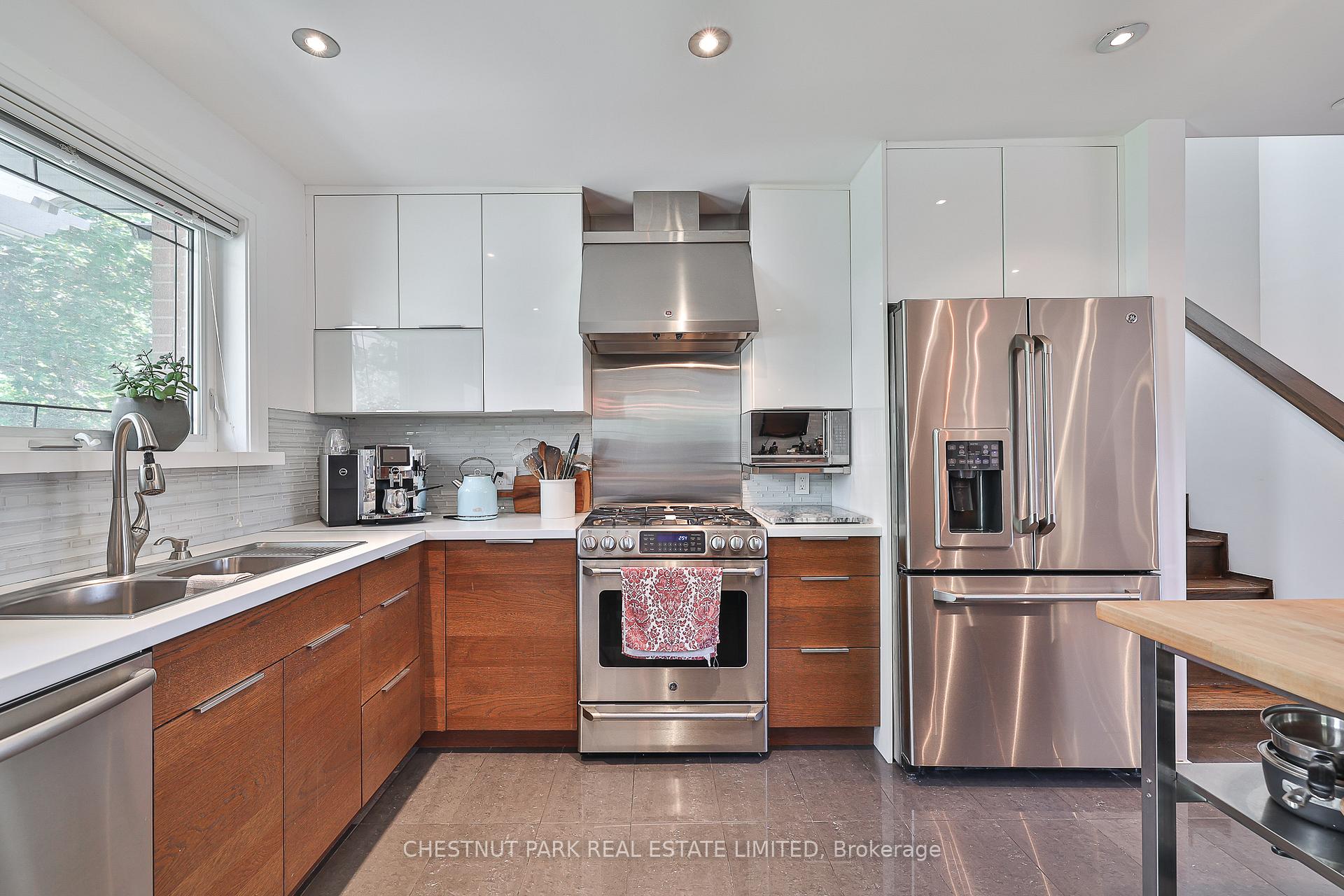 Photo 7 of 17 Arrowflight Drive, Markham, Bullock — HOMEH