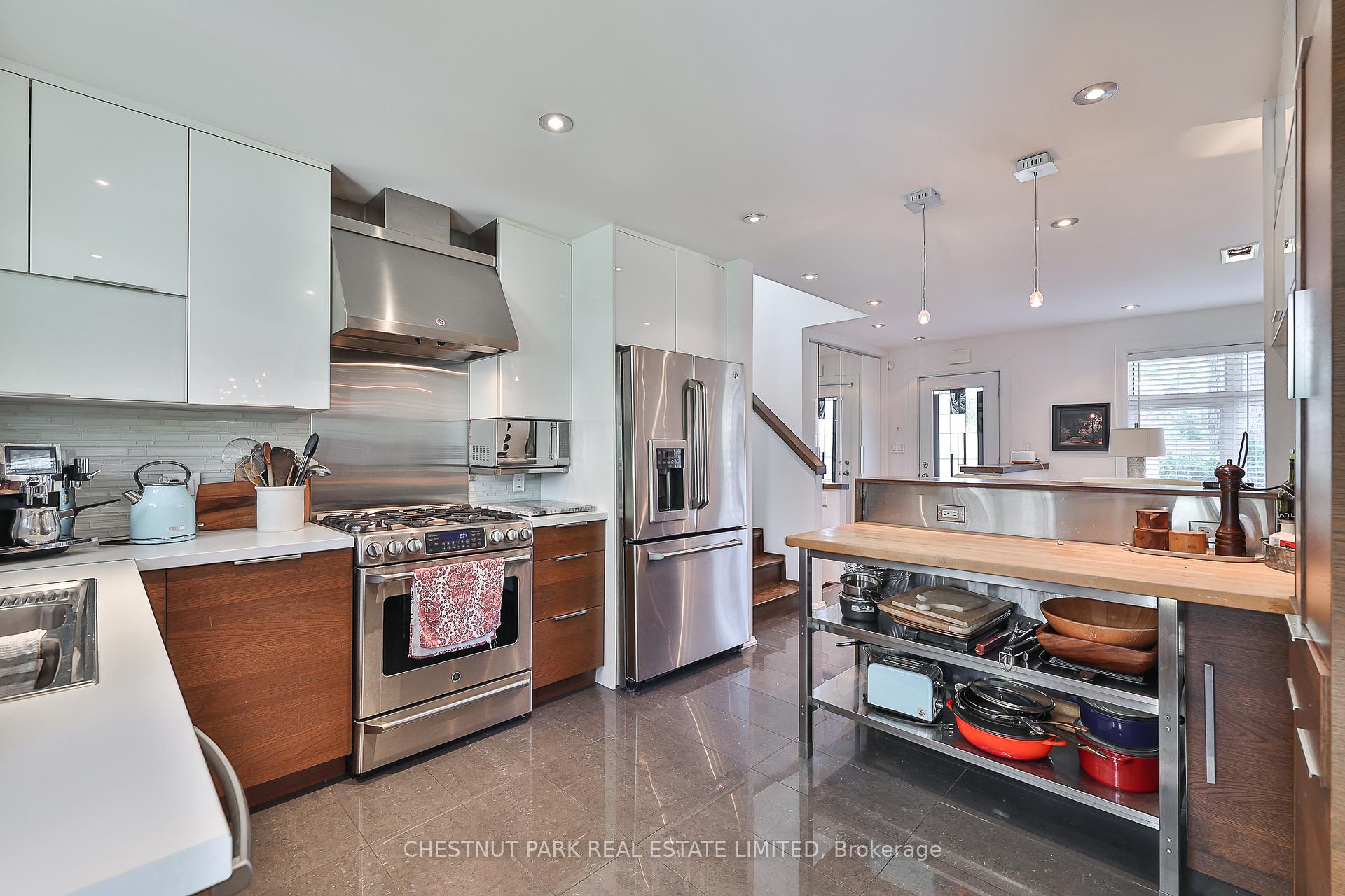 Photo 8 of 17 Arrowflight Drive, Markham, Bullock — HOMEH